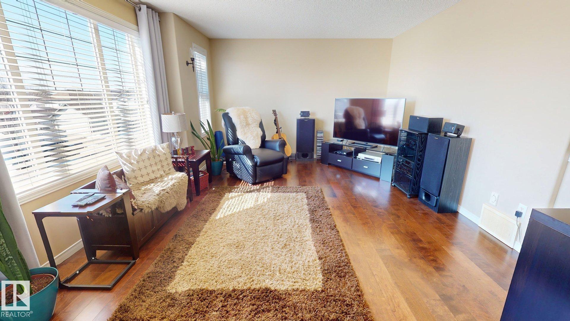 Photo 10 at 8704 175 Avenue NW, Klarvatten, Edmonton