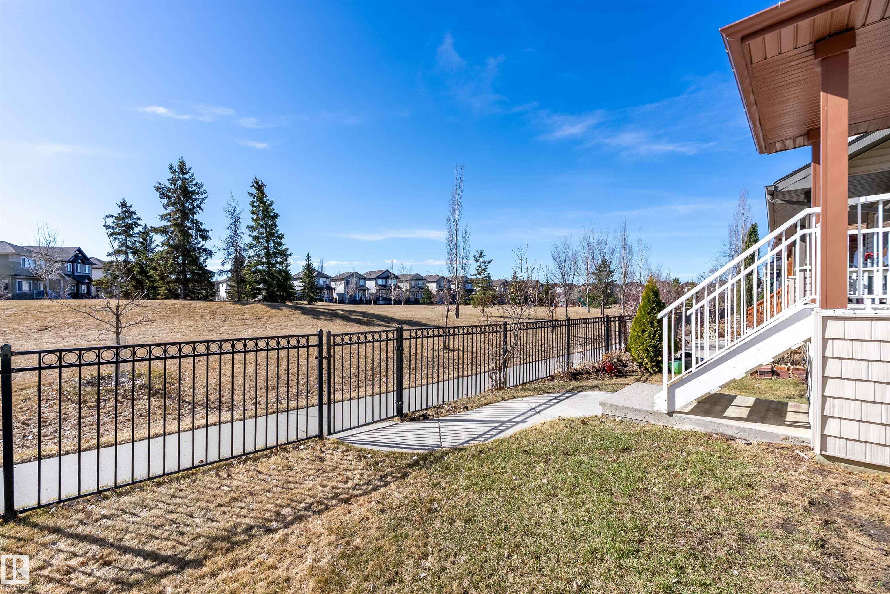 Photo 33 at 85 Sunrose Lane, Suntree, Leduc