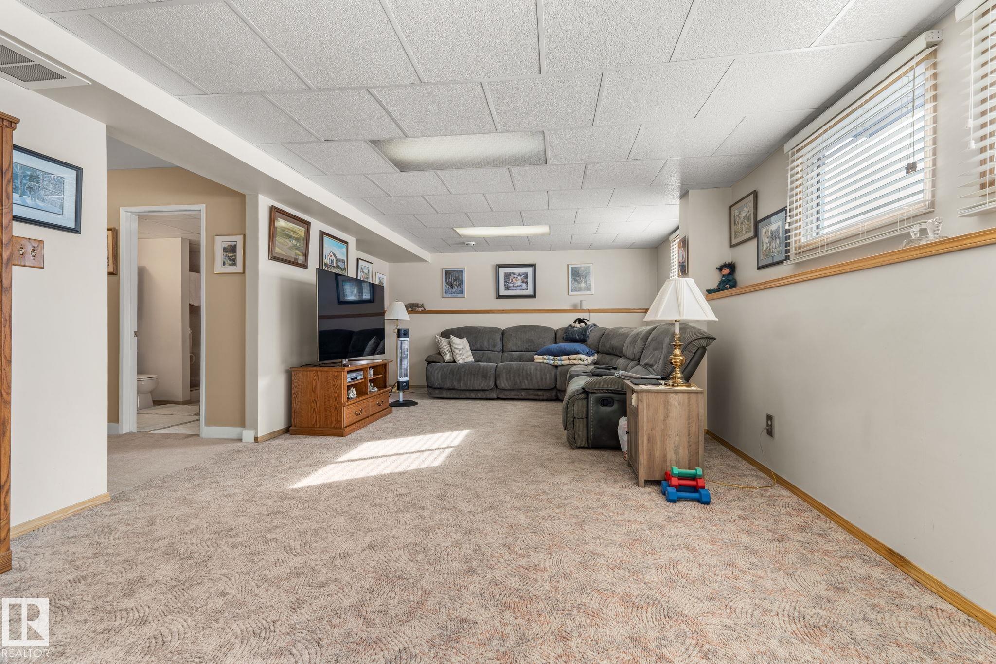 Photo 32 at 8214 93 Avenue, Pineview Fort Sask., Fort Saskatchewan