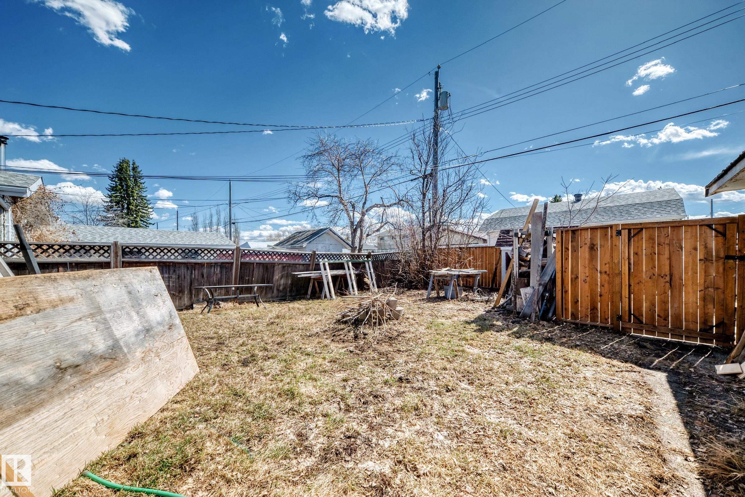 Photo 27 at 10923 136 Avenue NW, Rosslyn, Edmonton