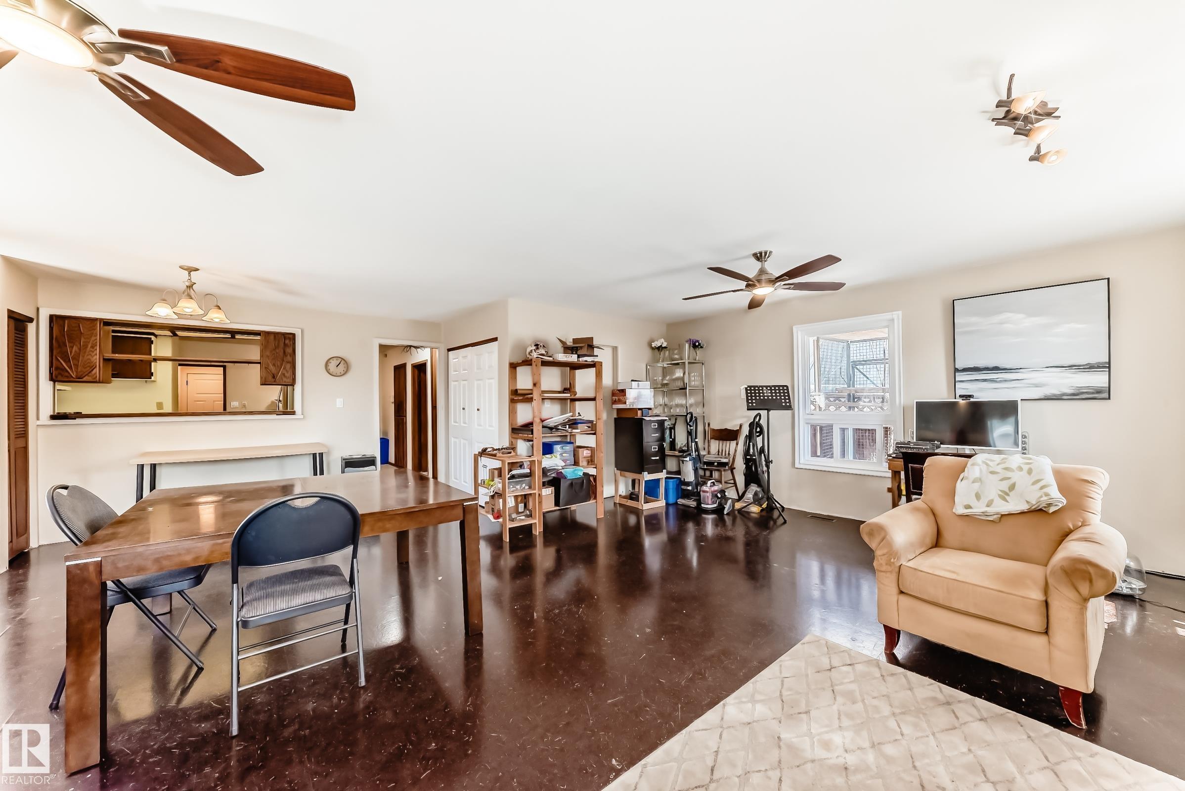 10923 136 Avenue NW, Rosslyn, Edmonton