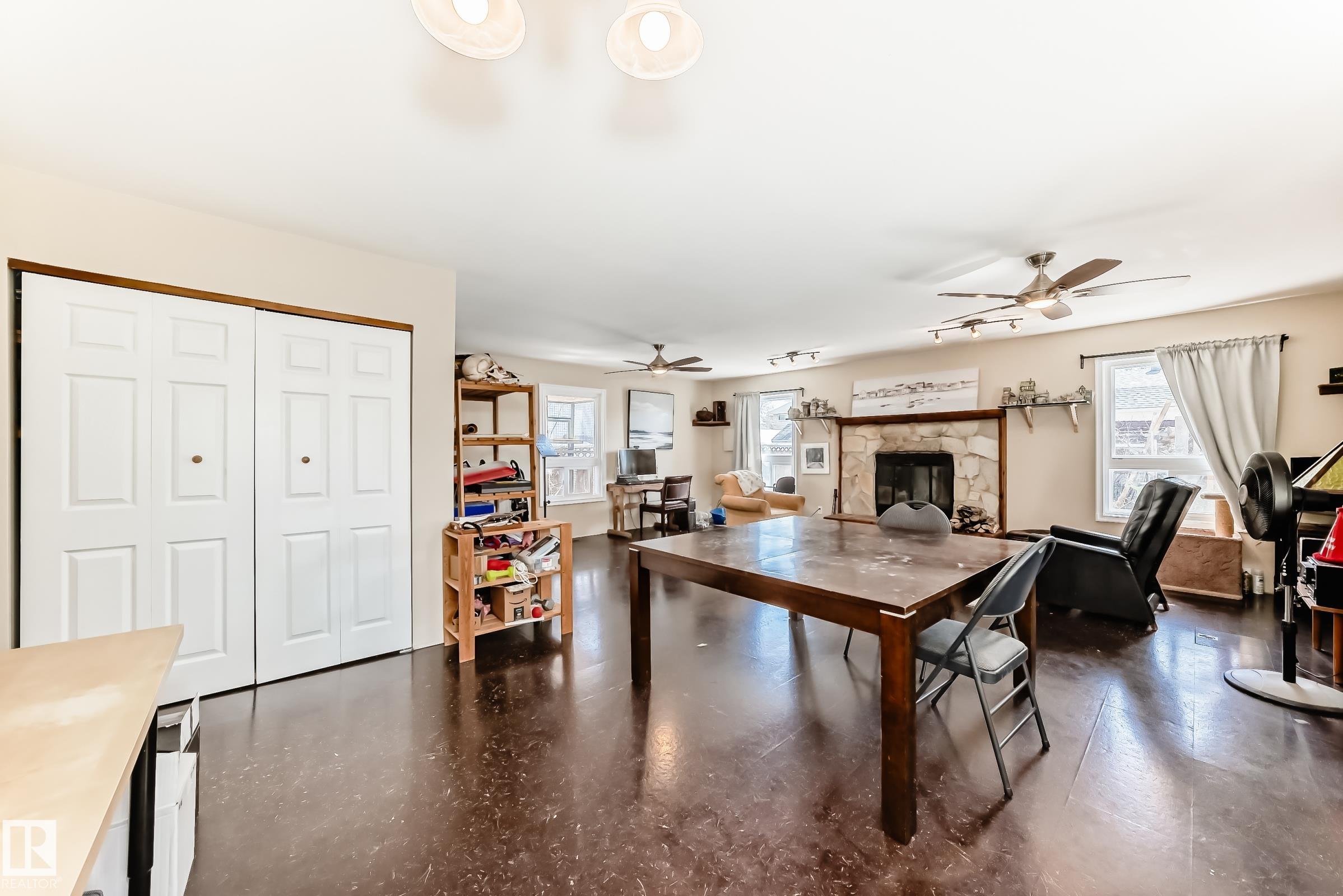 10923 136 Avenue NW, Rosslyn, Edmonton