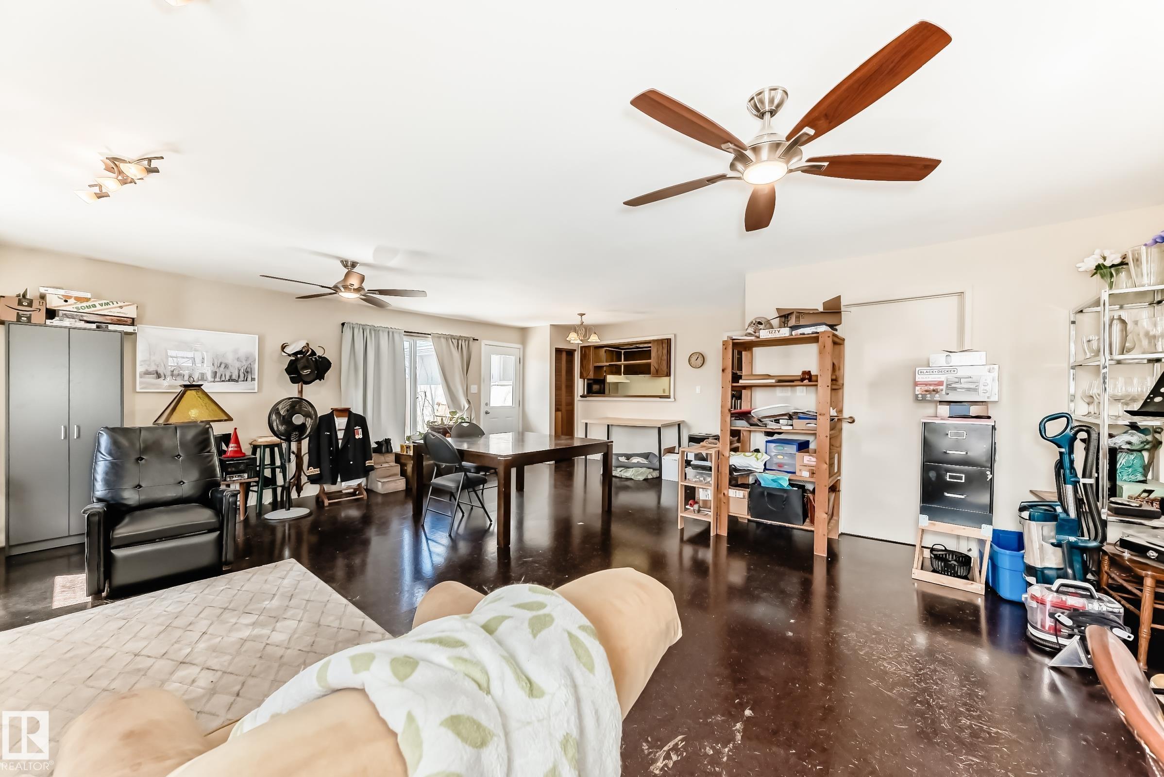 10923 136 Avenue NW, Rosslyn, Edmonton