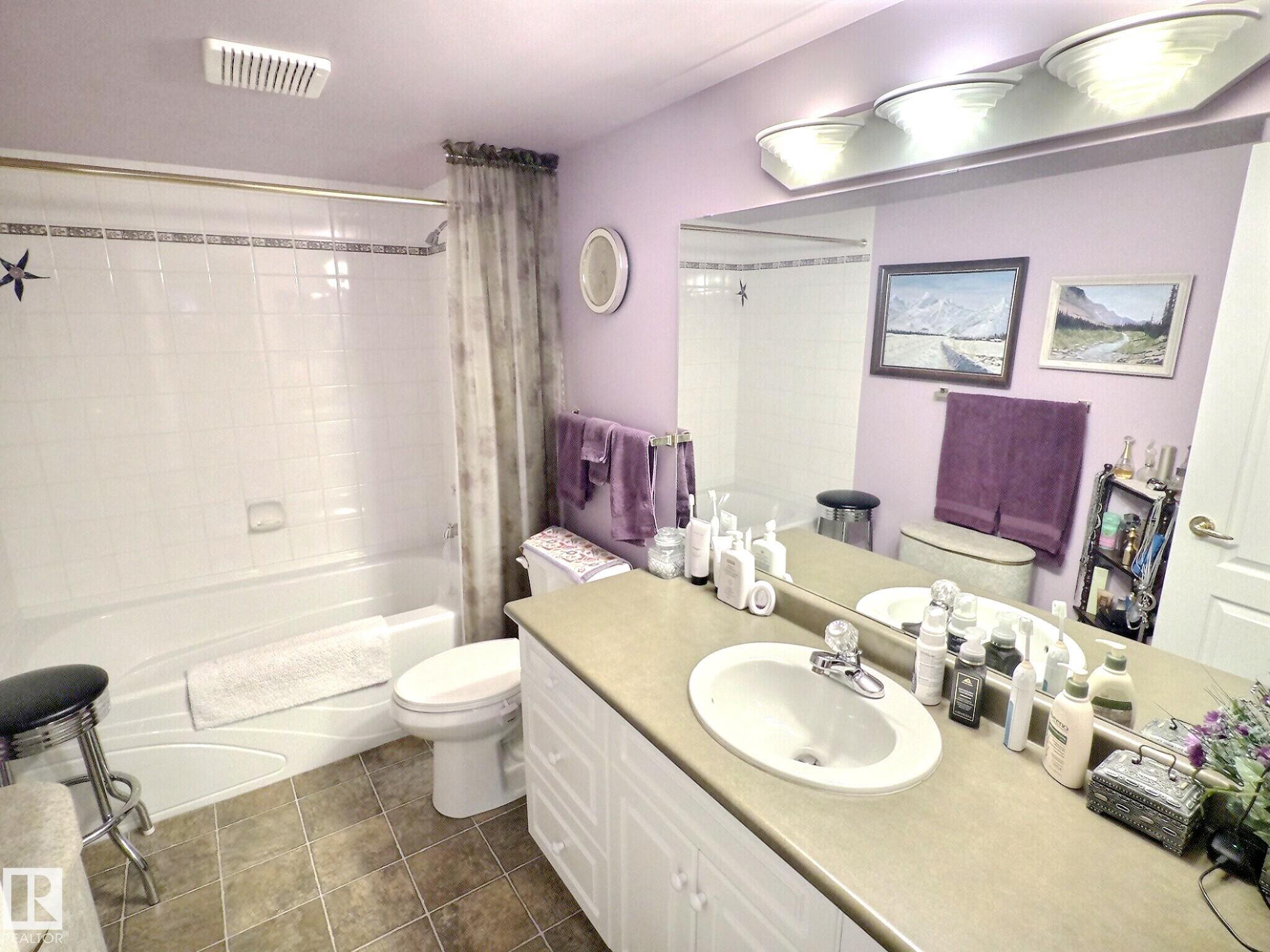 Photo 12 at 108 - 8922 156 Street NW, Meadowlark Park, Edmonton