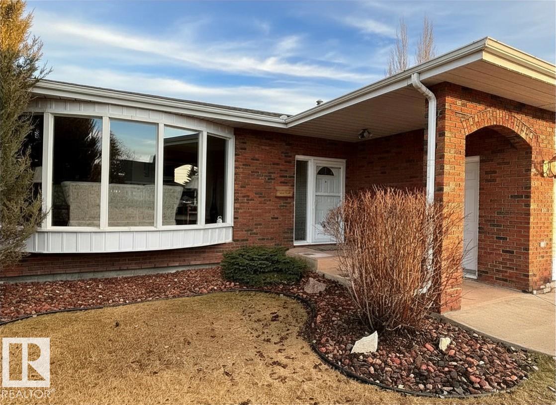 11139 30 Avenue NW, Sweet Grass, Edmonton