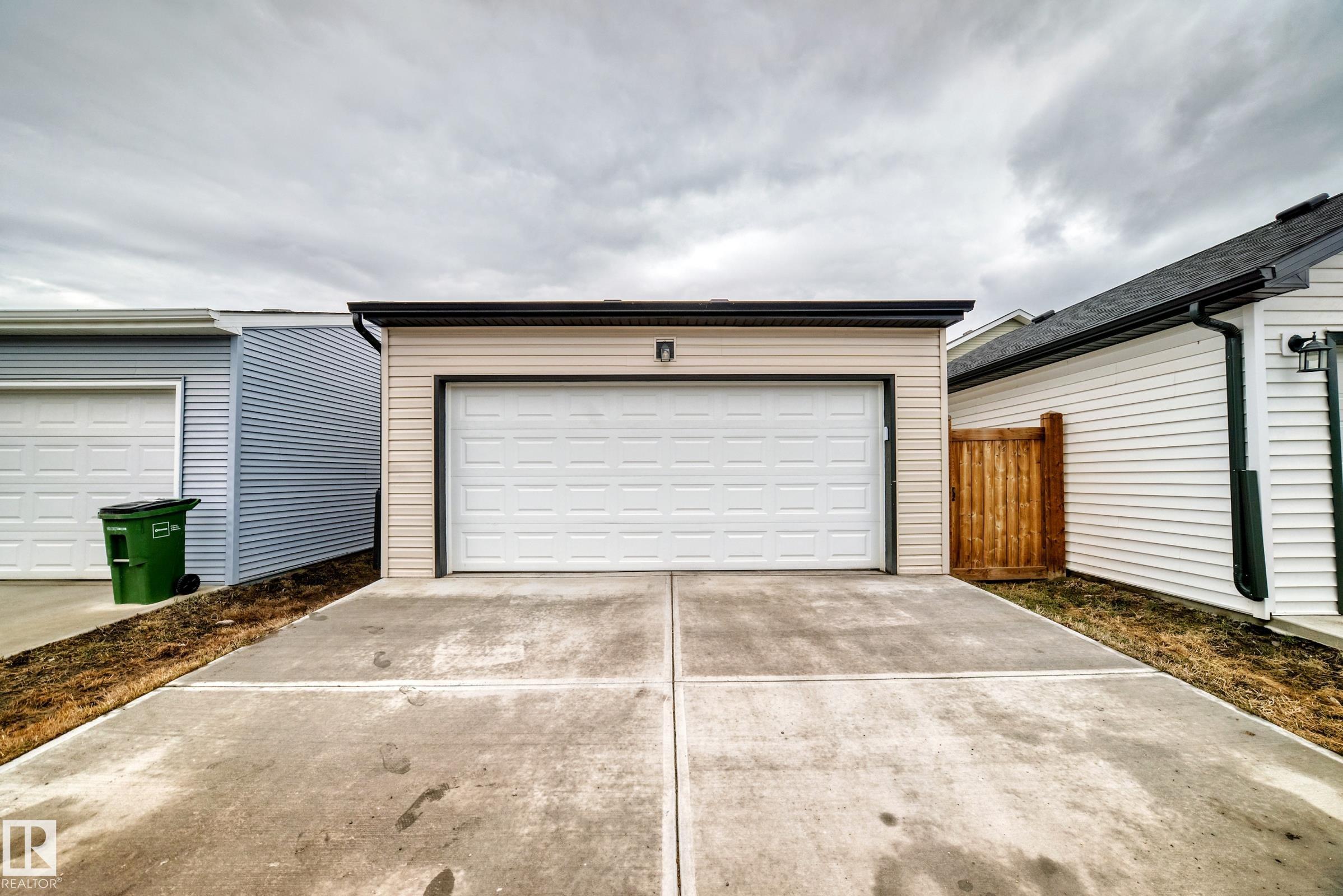 https://zimg.paragon.ice.com/ParagonImages/Property/PM/RAE/225396279/49/0/0/2552d094fa46c9466dbfe1dc6272018e/1/56b73031f37cea6b0f1d538c9c8d44e5/225396279-8d51b50a-3afc-41ac-86bb-2e75911ddf40.JPG