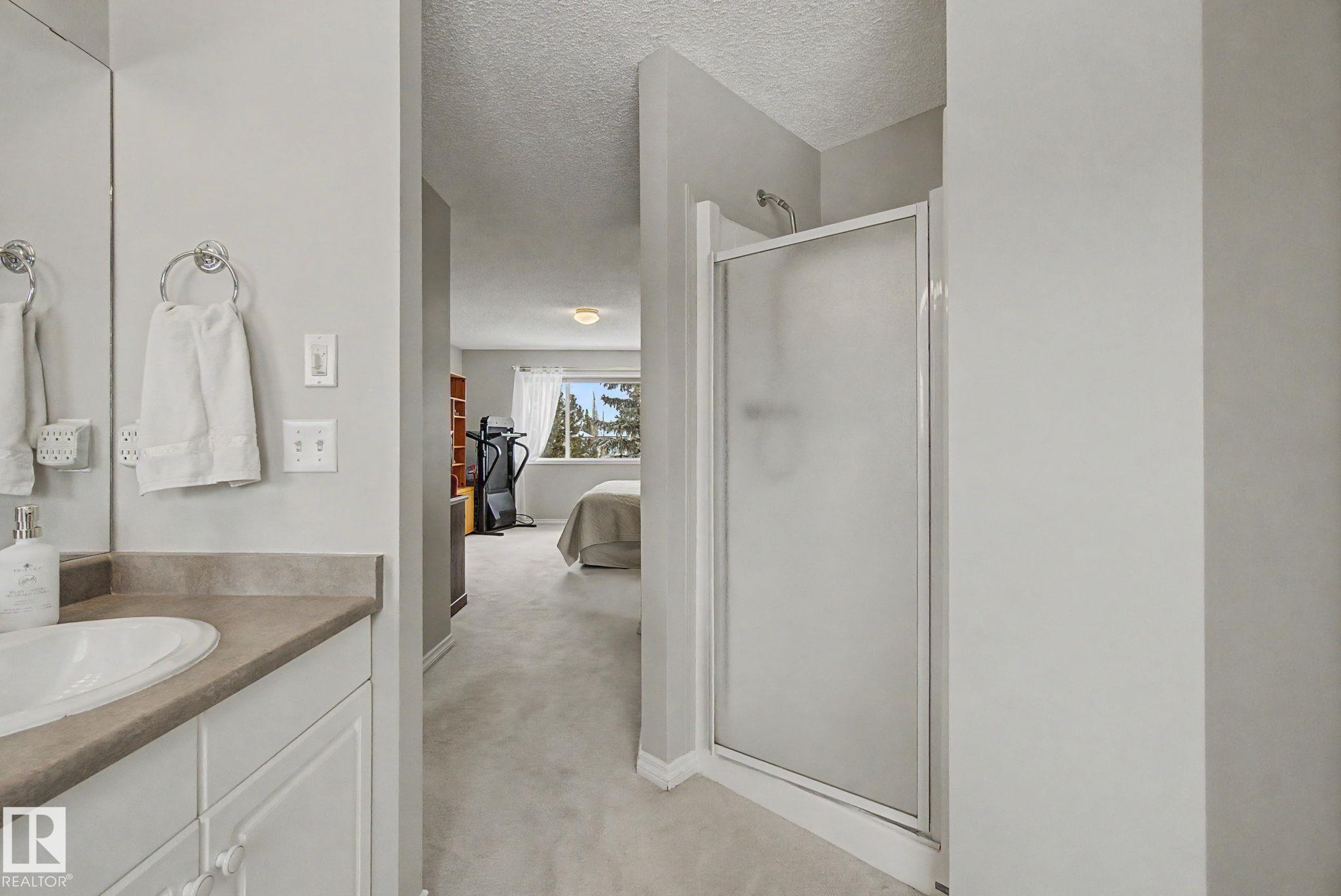 Photo 20 at 11732 10 Avenue NW, Twin Brooks, Edmonton