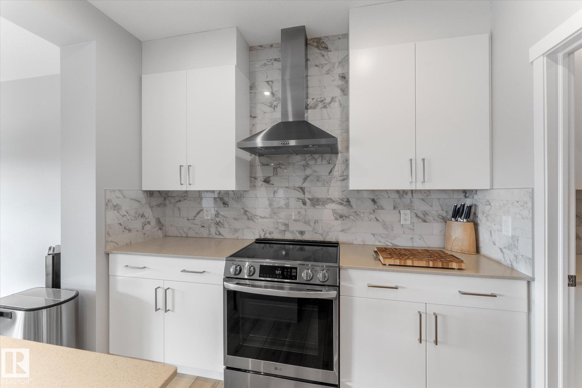 Photo 13 at 13 Empress Way, Easton, Spruce Grove