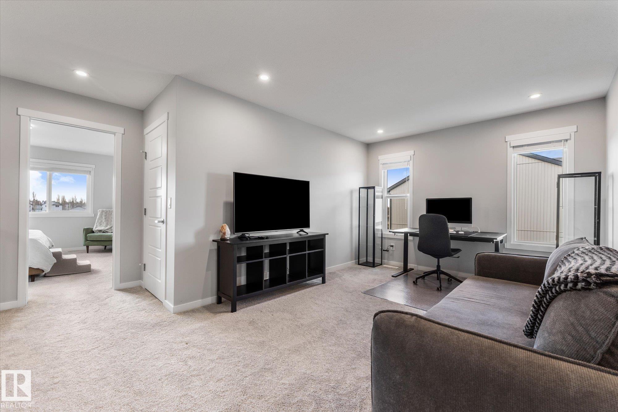 Photo 18 at 13 Empress Way, Easton, Spruce Grove