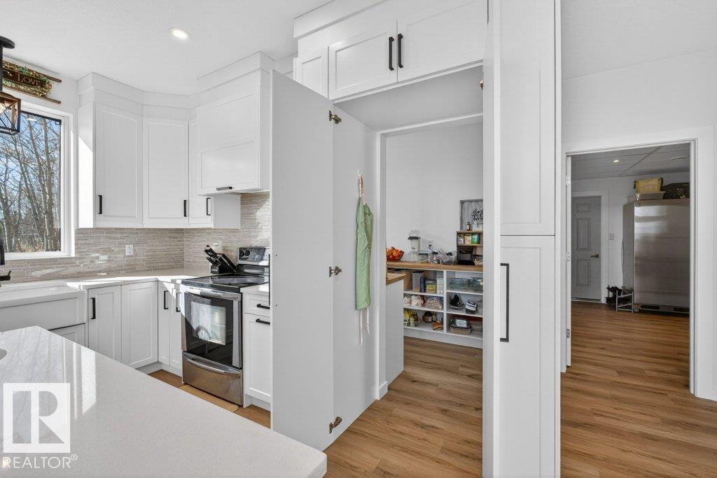 Photo 26 at 48530 Range Road 230, None, Rural Leduc County