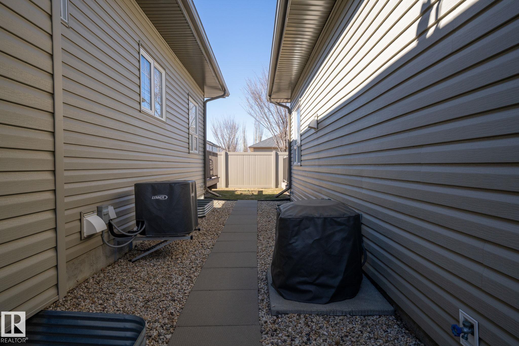 Photo 37 at 25 - 340 Spruce Ridge Road, Spruce Ridge, Spruce Grove