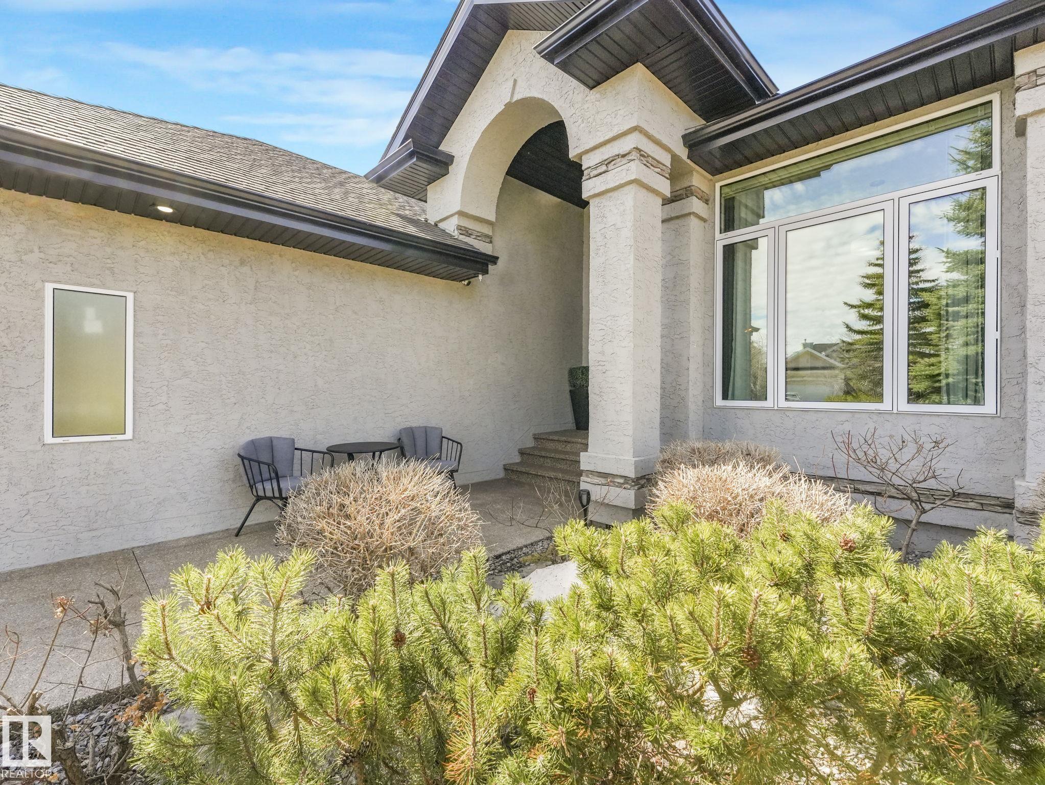 67 Leonard Drive, Lacombe Park, St. Albert