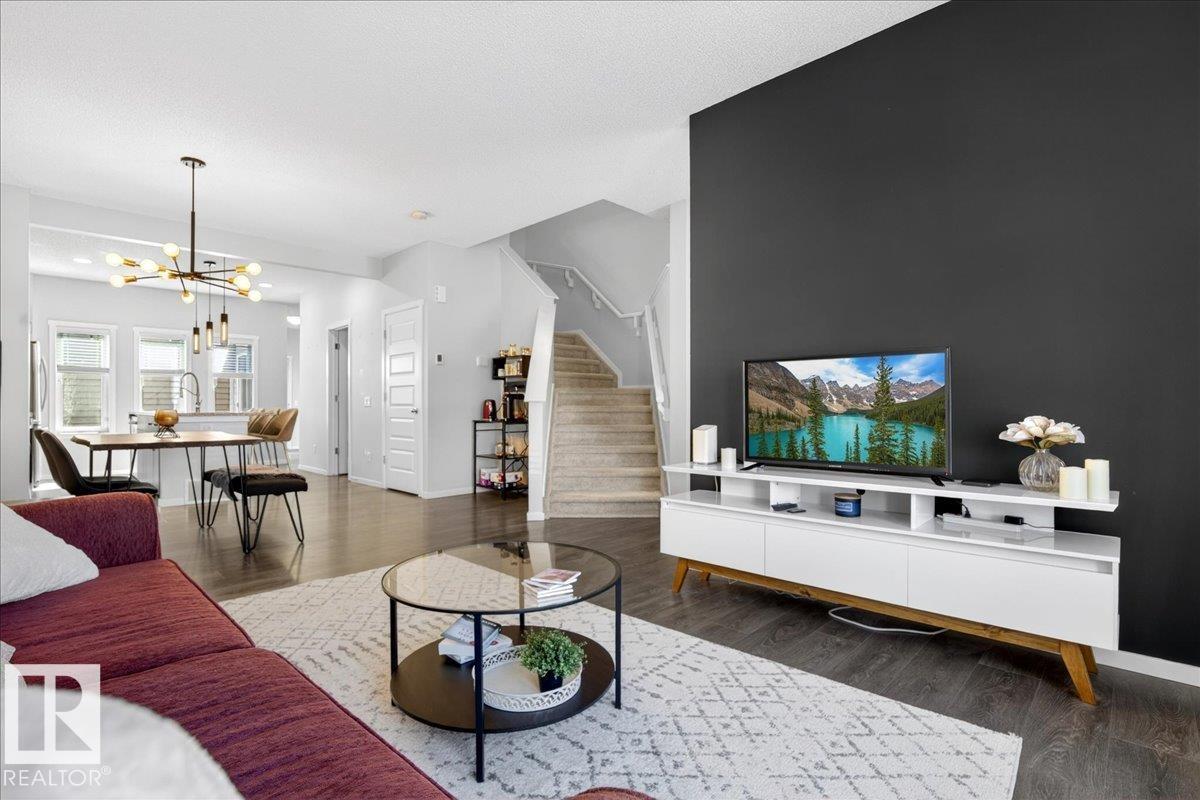 Photo 11 at 19721 27 Avenue NW, The Uplands, Edmonton