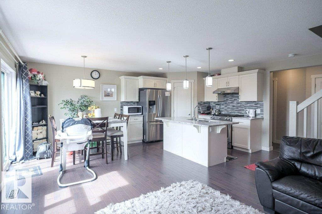 https://zimg.paragon.ice.com/ParagonImages/Property/PM/RAE/225396342/11/0/0/cd5607ce49ad3b19330c4b5e636f2e8a/1/a337ca7e4918f9a3d8d4bd8c0516e013/225396342-b3fe1825-22bf-48f0-8037-418689f7c5cc.JPG