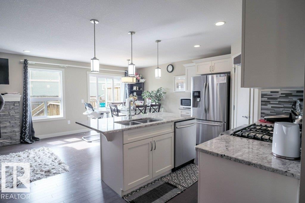 Photo 10 at 16619 14 Avenue SW, Glenridding Heights, Edmonton