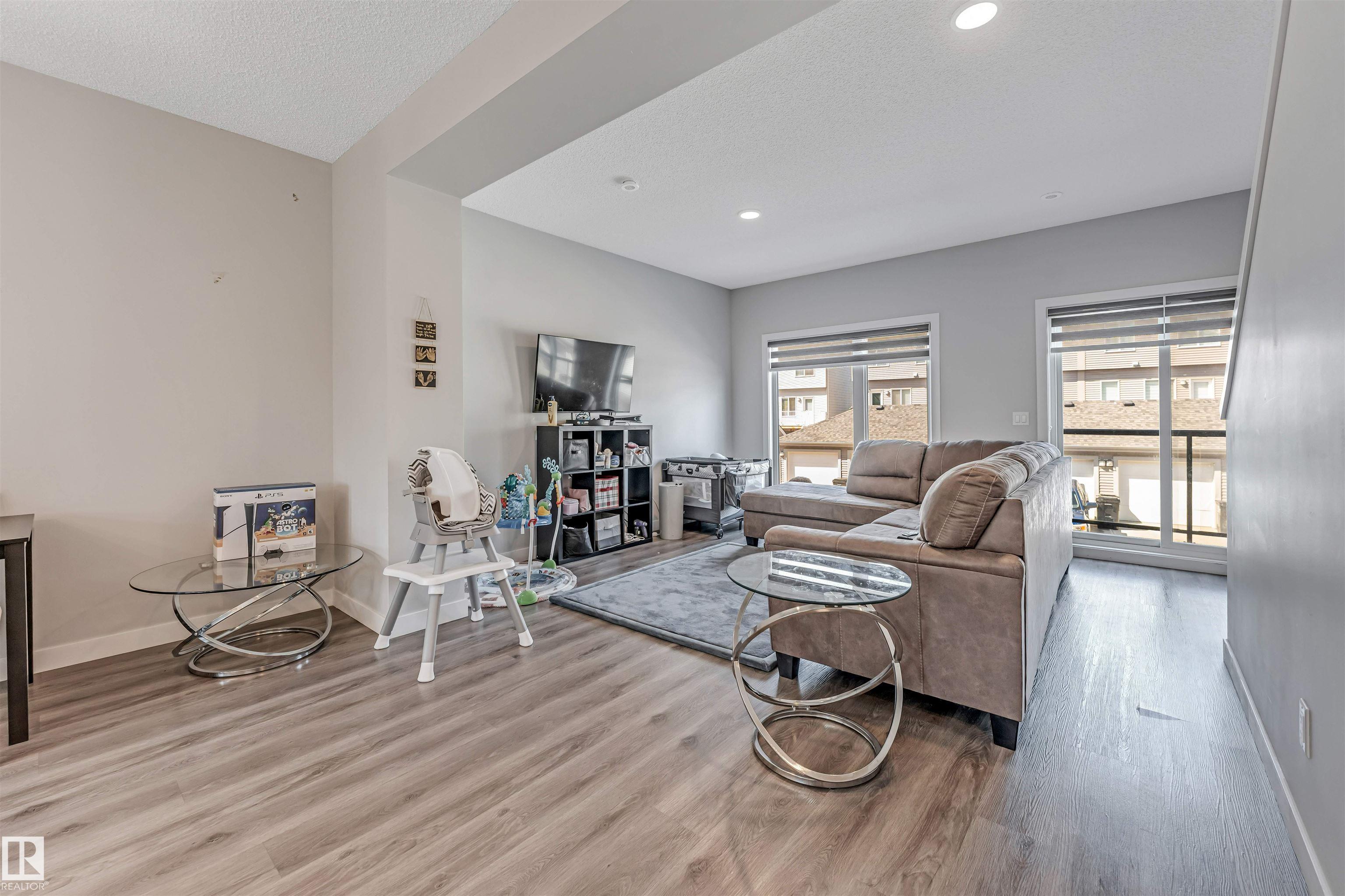 Photo 12 at 21 - 11910 35 Avenue SW, Heritage Valley Town Centre Area, Edmonton