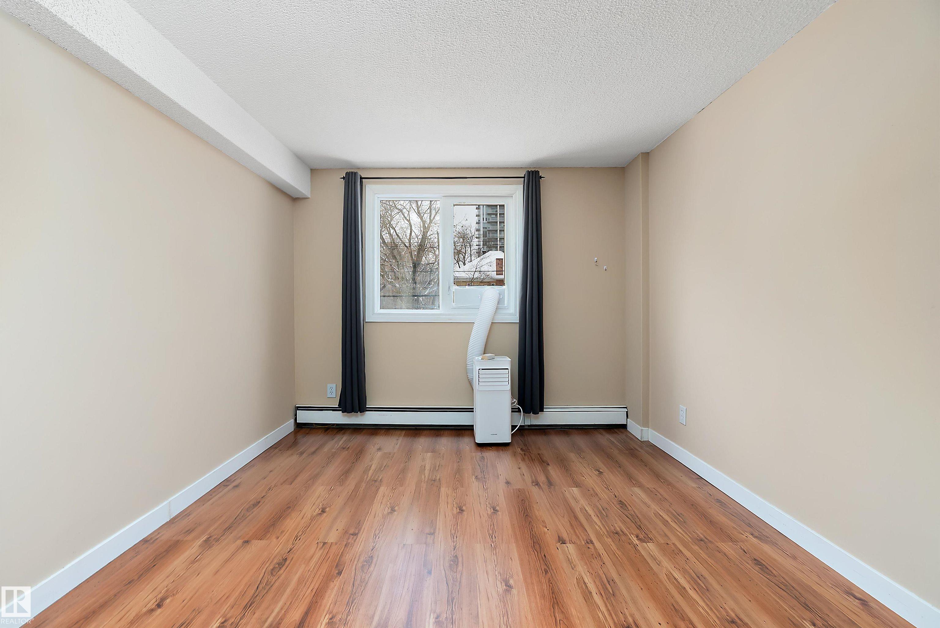 Photo 21 at 206 - 9929 113 Street NW, Wîhkwêntôwin, Edmonton