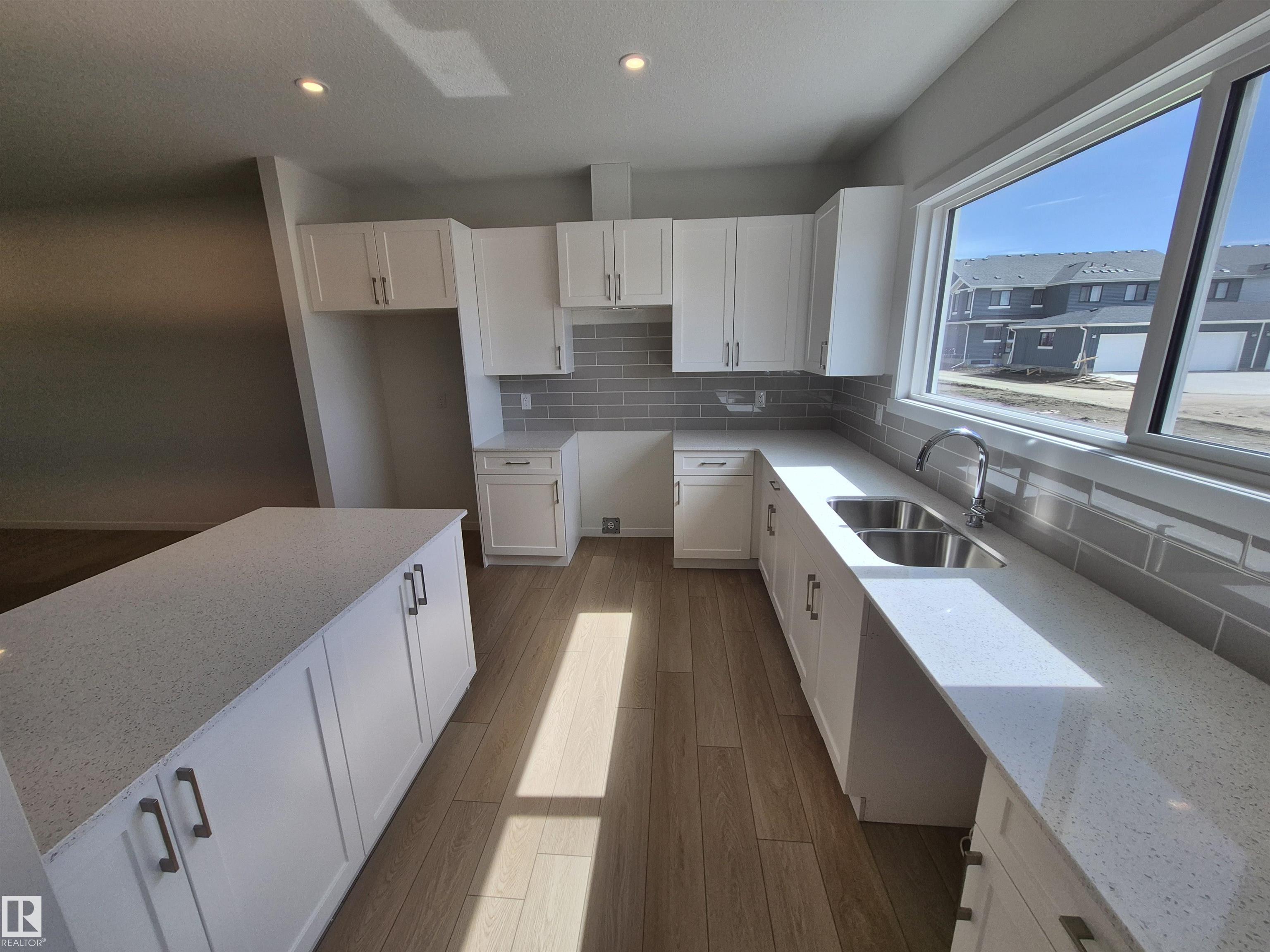 Photo 11 at 1086 Mcleod Avenue, Easton, Spruce Grove