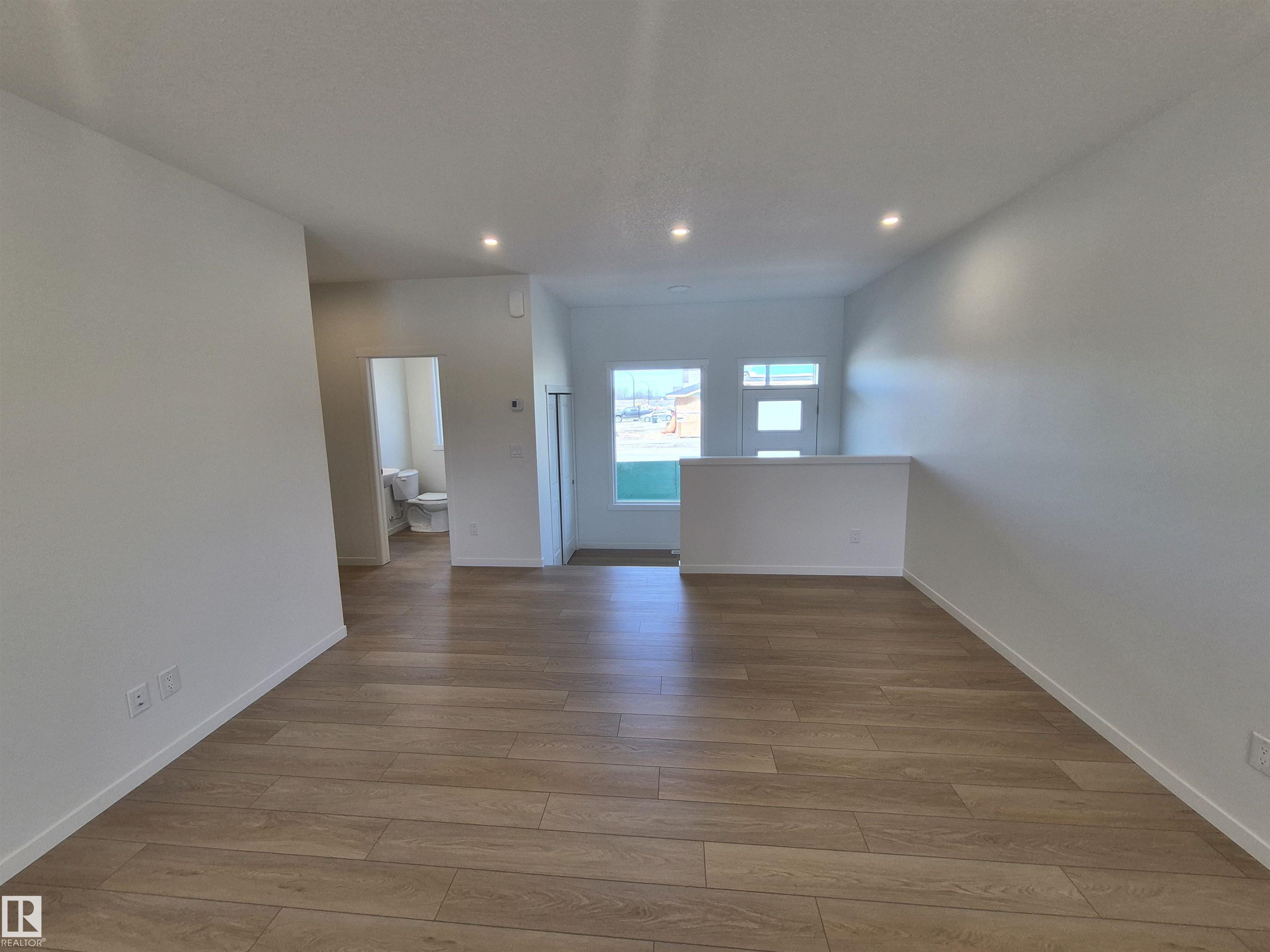 1086 Mcleod Avenue, Easton, Spruce Grove