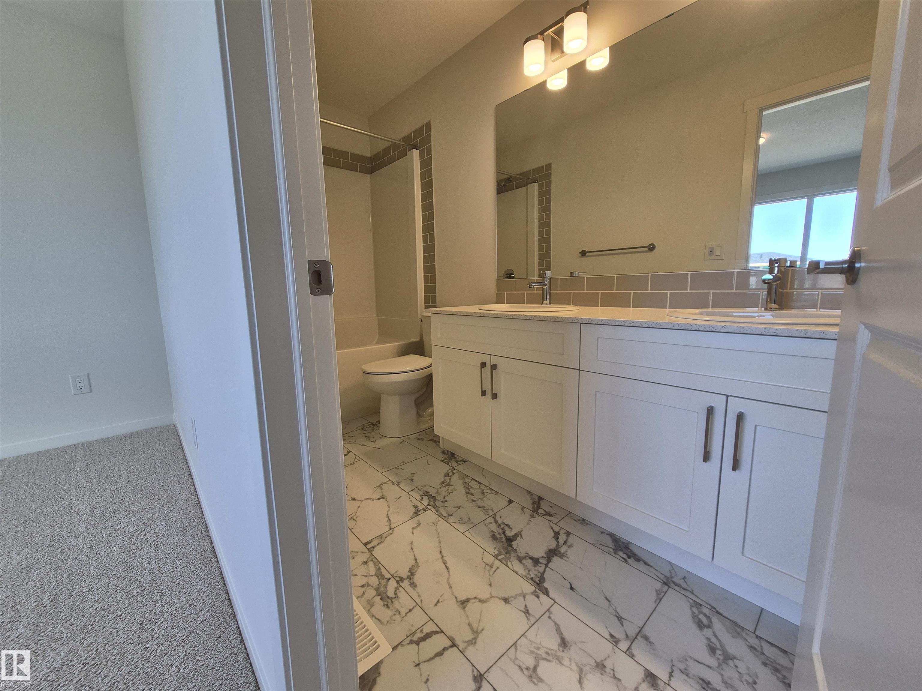 Photo 25 at 1086 Mcleod Avenue, Easton, Spruce Grove