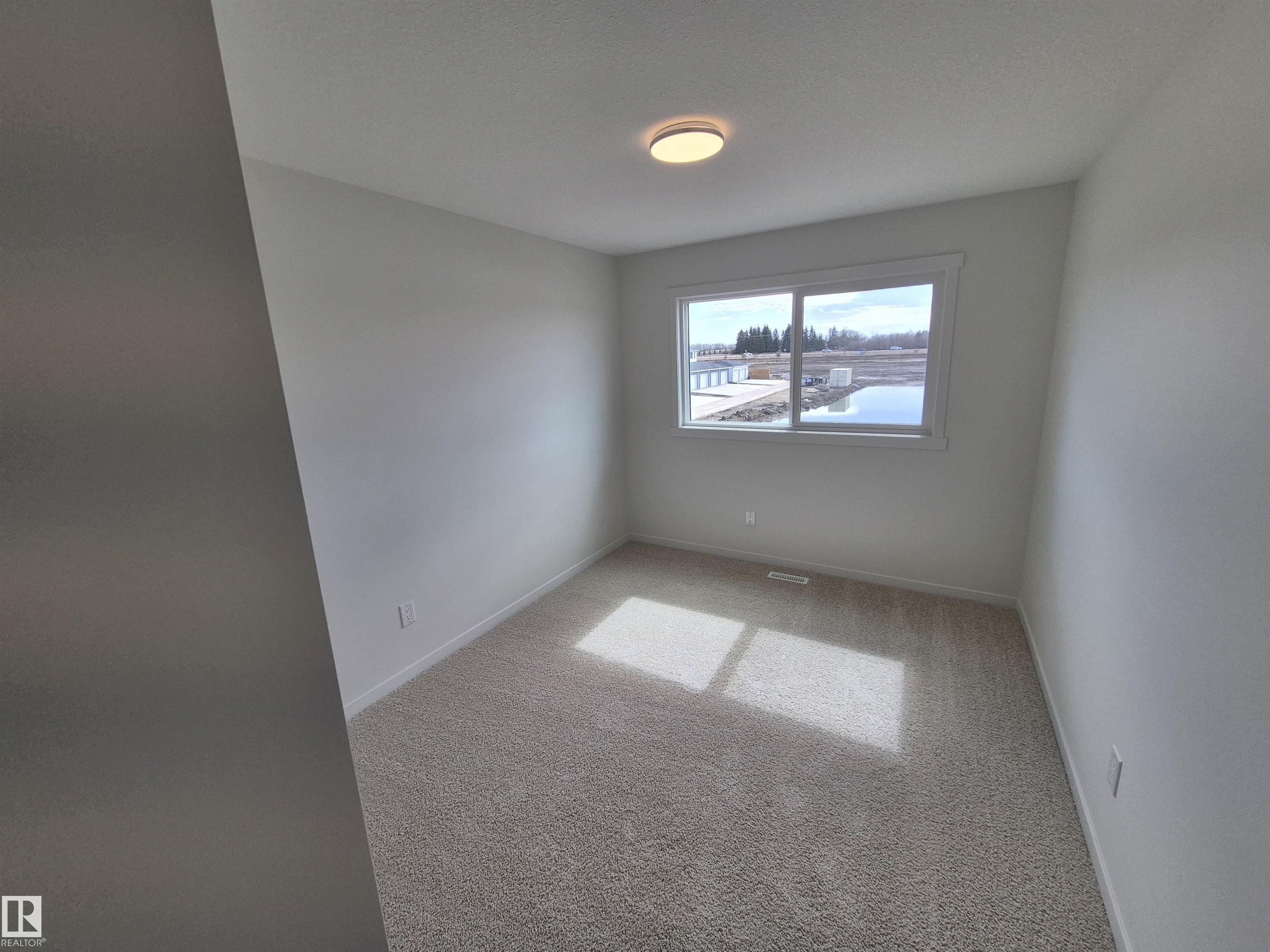 Photo 32 at 1086 Mcleod Avenue, Easton, Spruce Grove