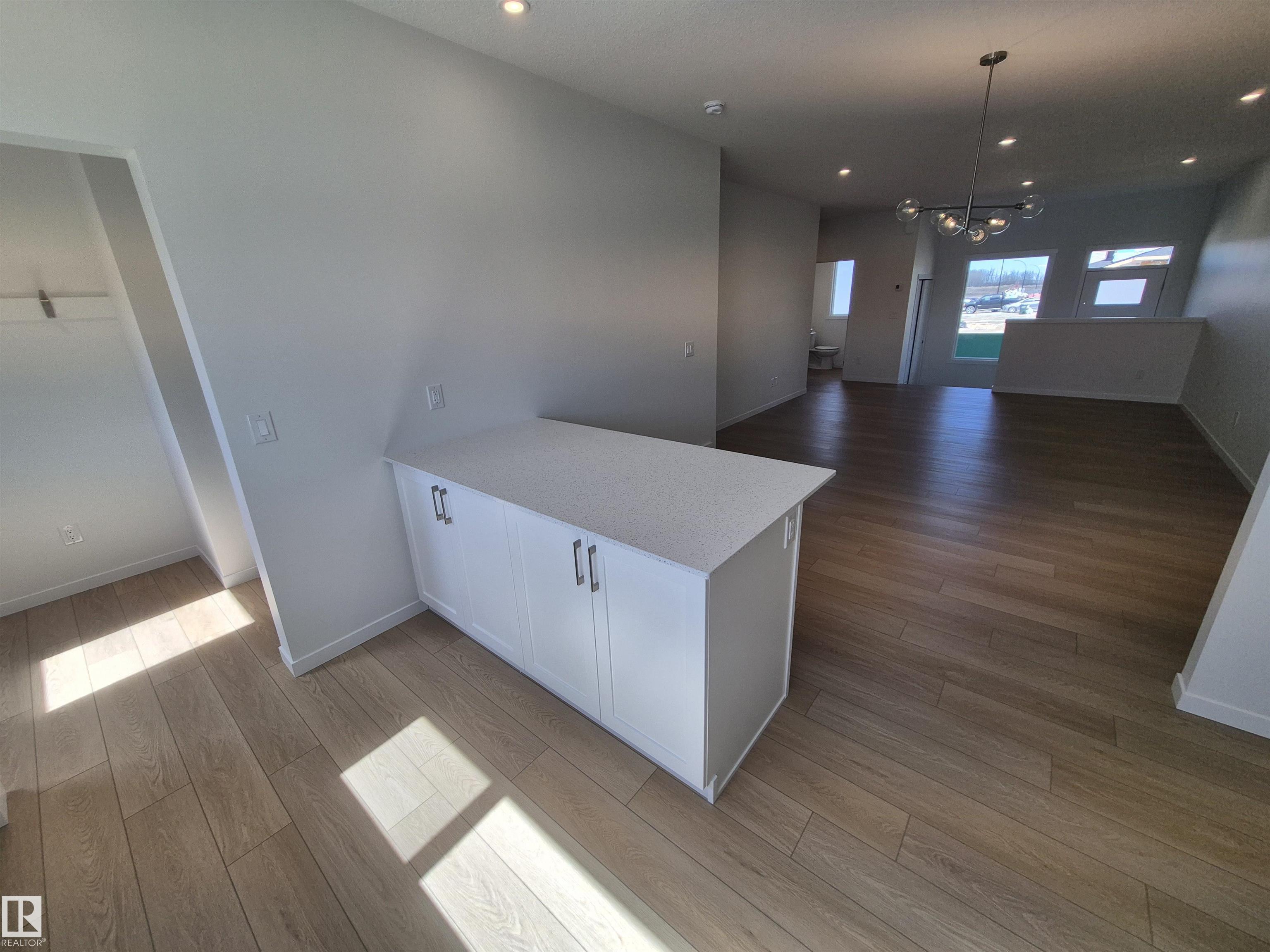 Photo 10 at 1086 Mcleod Avenue, Easton, Spruce Grove