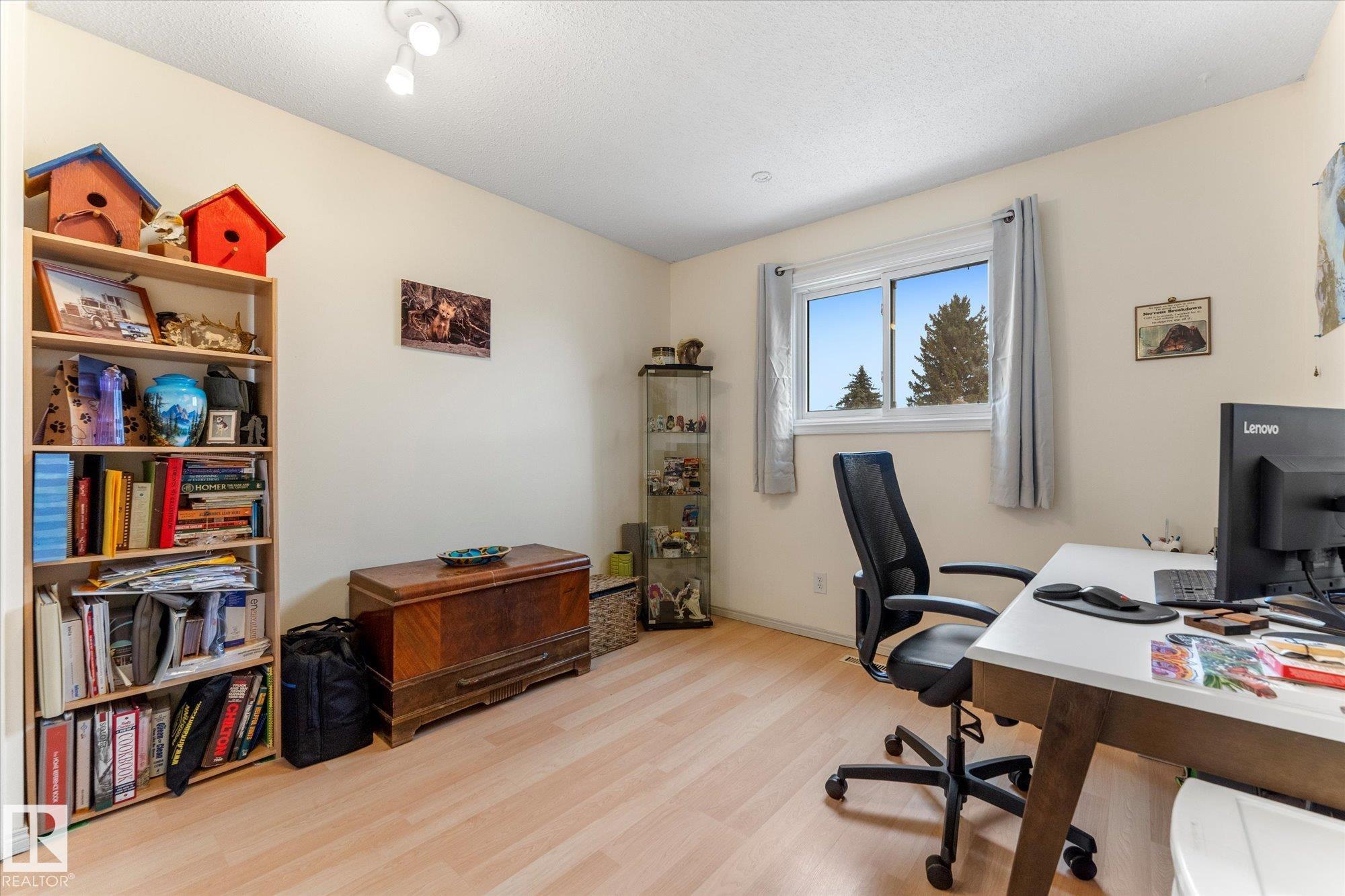 Photo 13 at 33 Wellington Crescent, Woodhaven, Spruce Grove