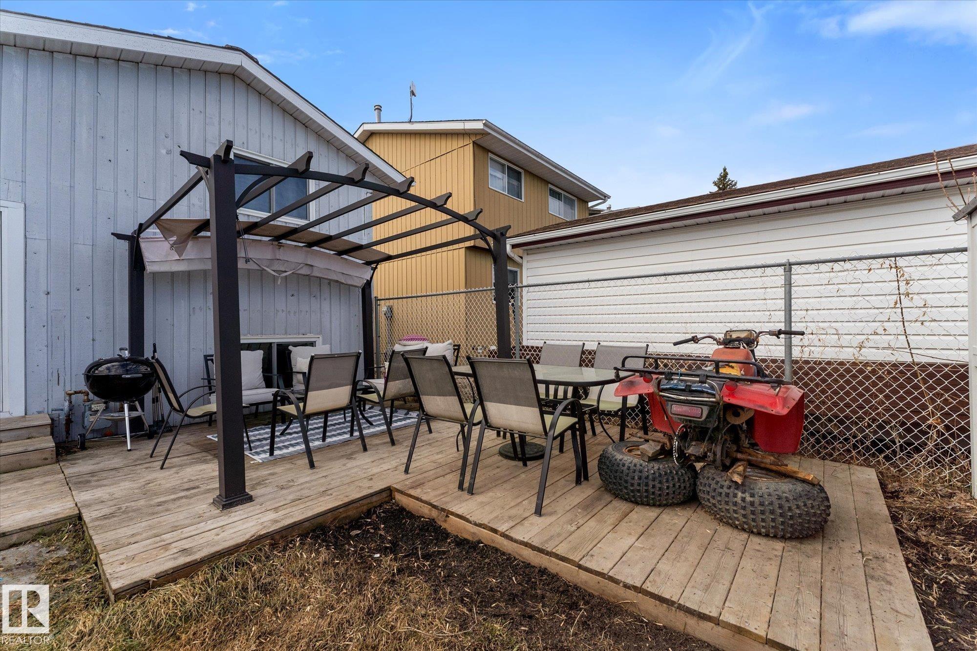 Photo 25 at 33 Wellington Crescent, Woodhaven, Spruce Grove