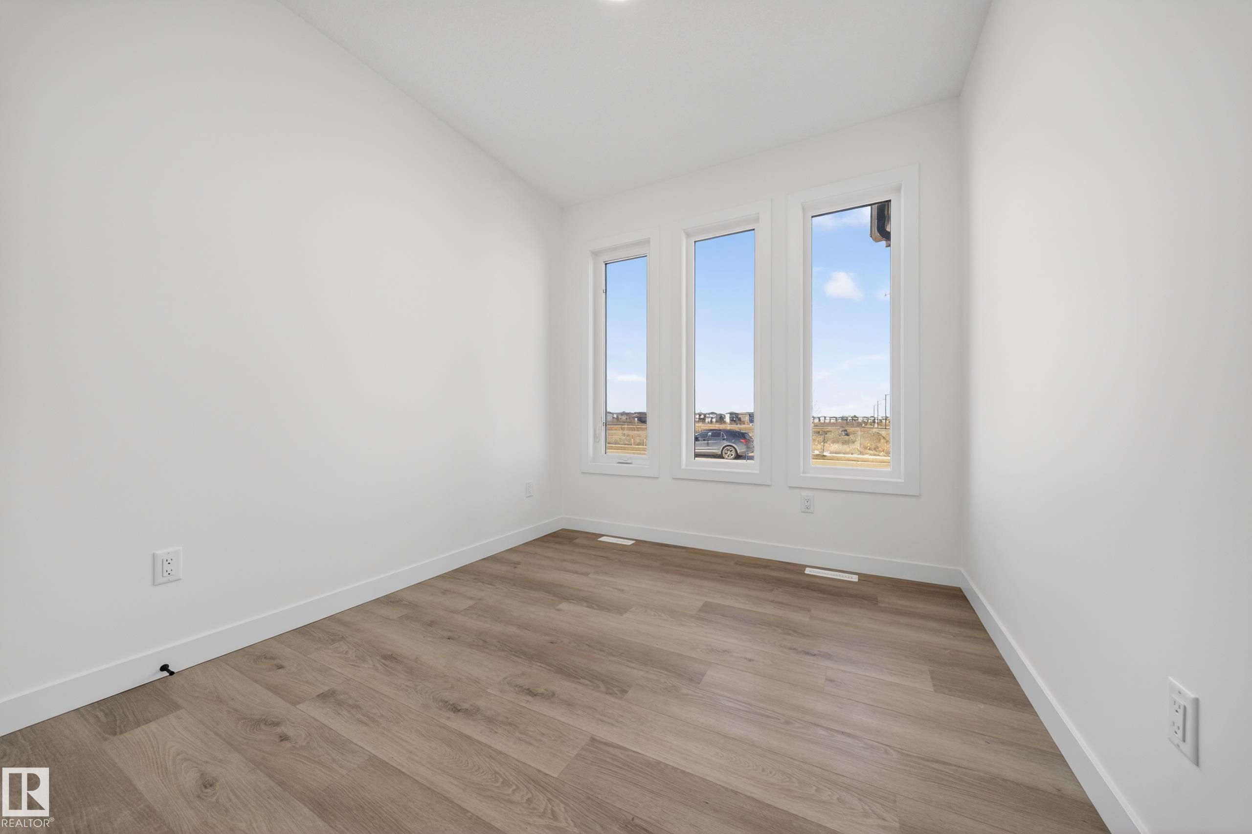 Photo 6 at 227 Deer Valley Drive, Deer Valley, Leduc