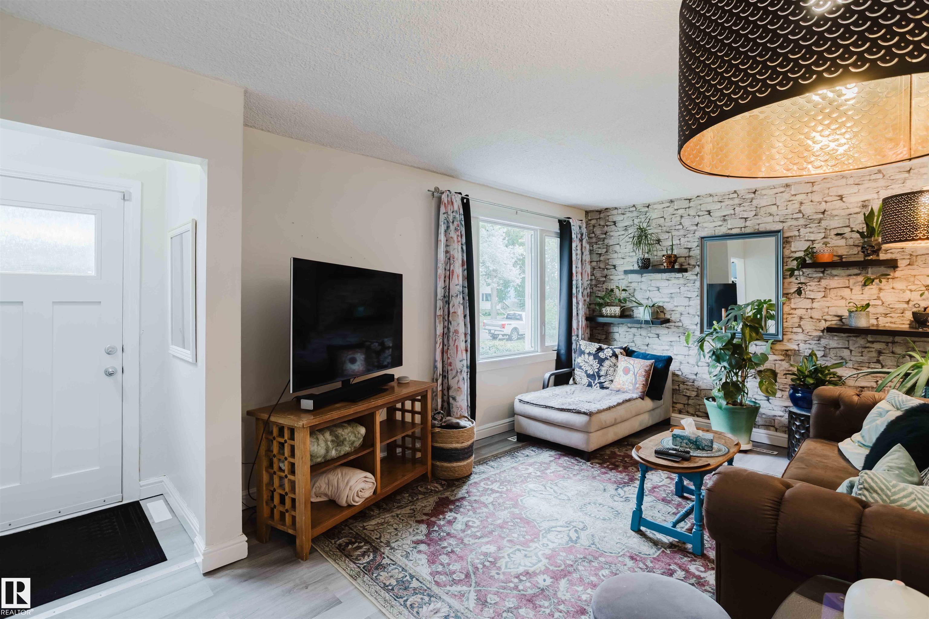 12026 104 Street NW, Westwood, Edmonton