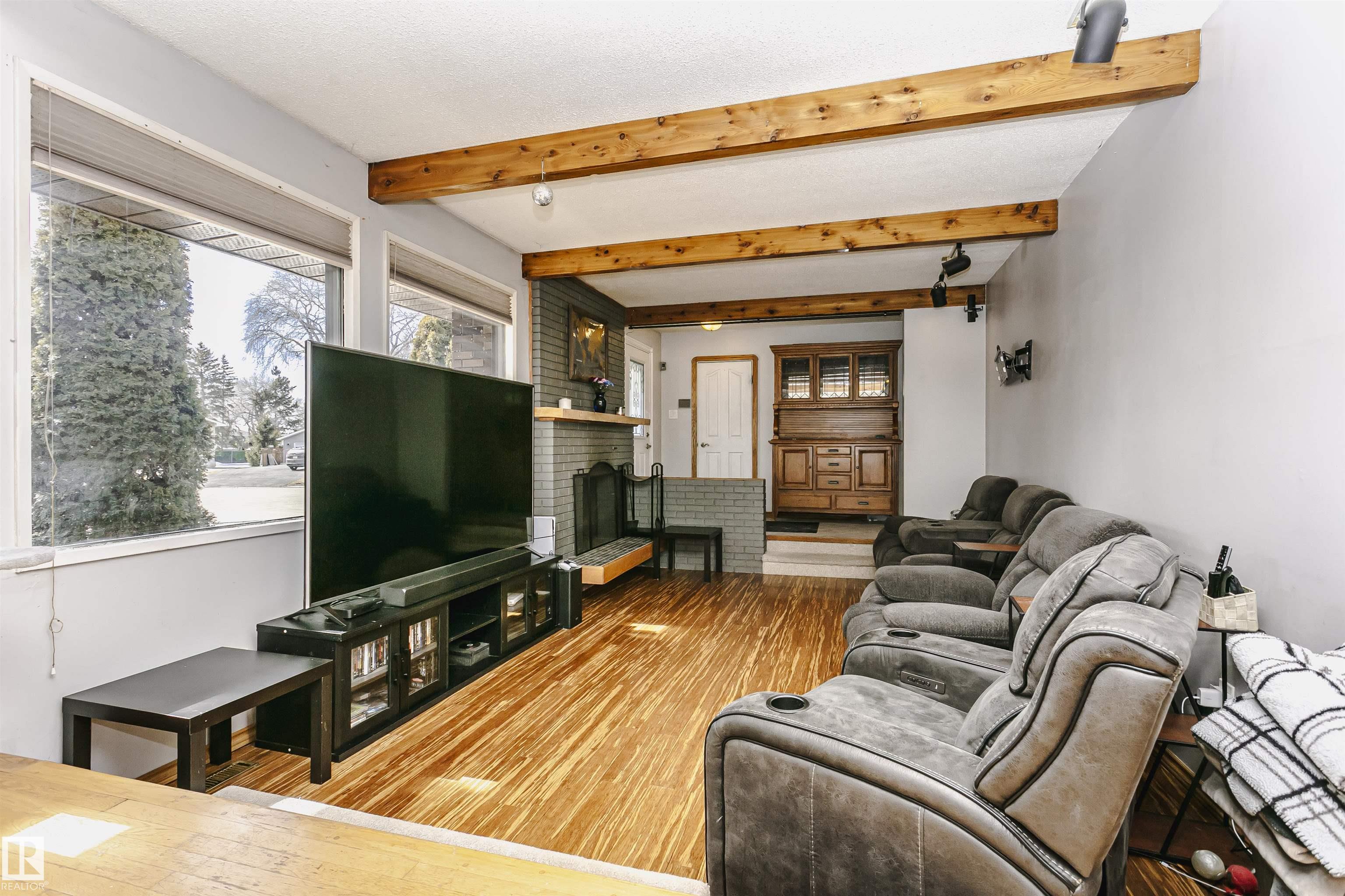 Photo 14 at 3 Gosset Place, Broxton Park, Spruce Grove