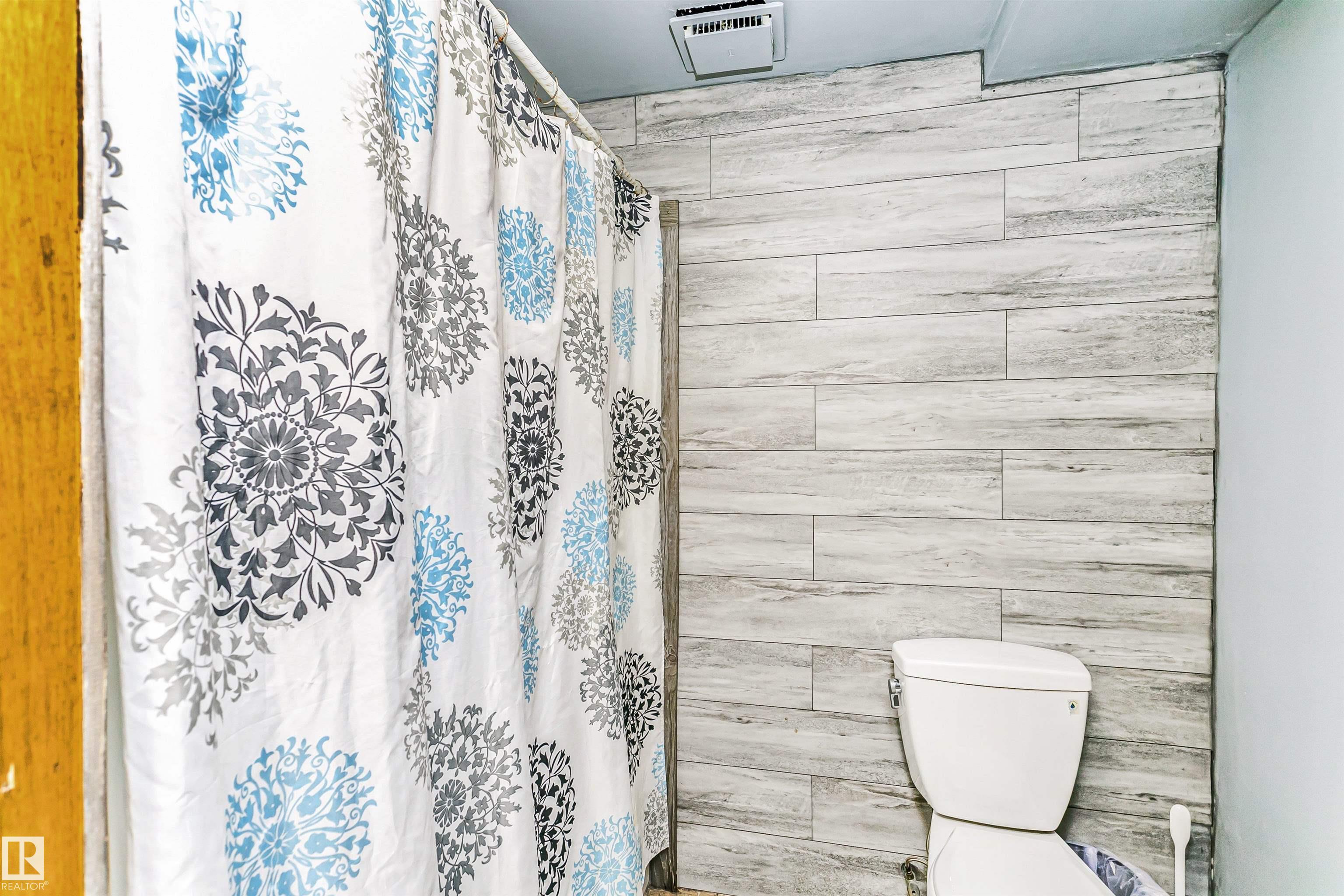 Photo 38 at 3 Gosset Place, Broxton Park, Spruce Grove