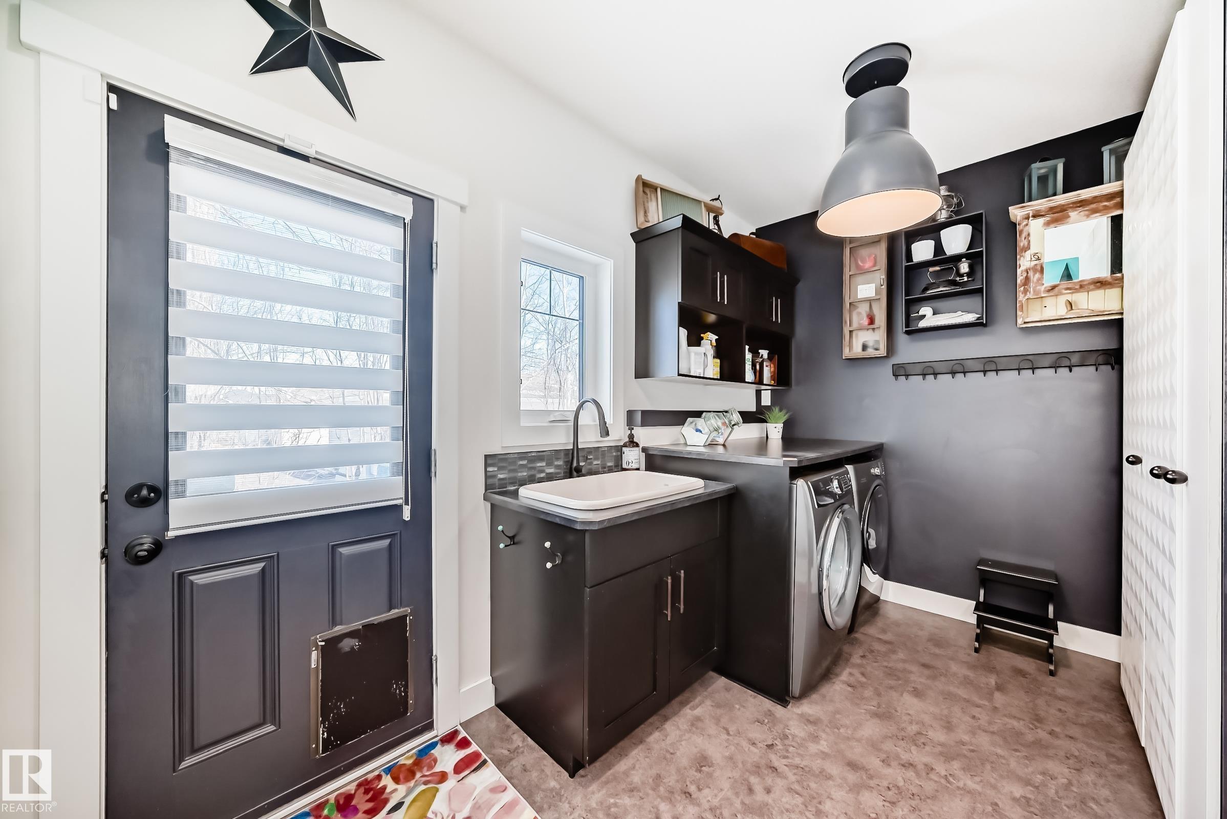 Photo 19 at 16 - 53226 Rge Road 261, Helenslea Estates, Rural Parkland County