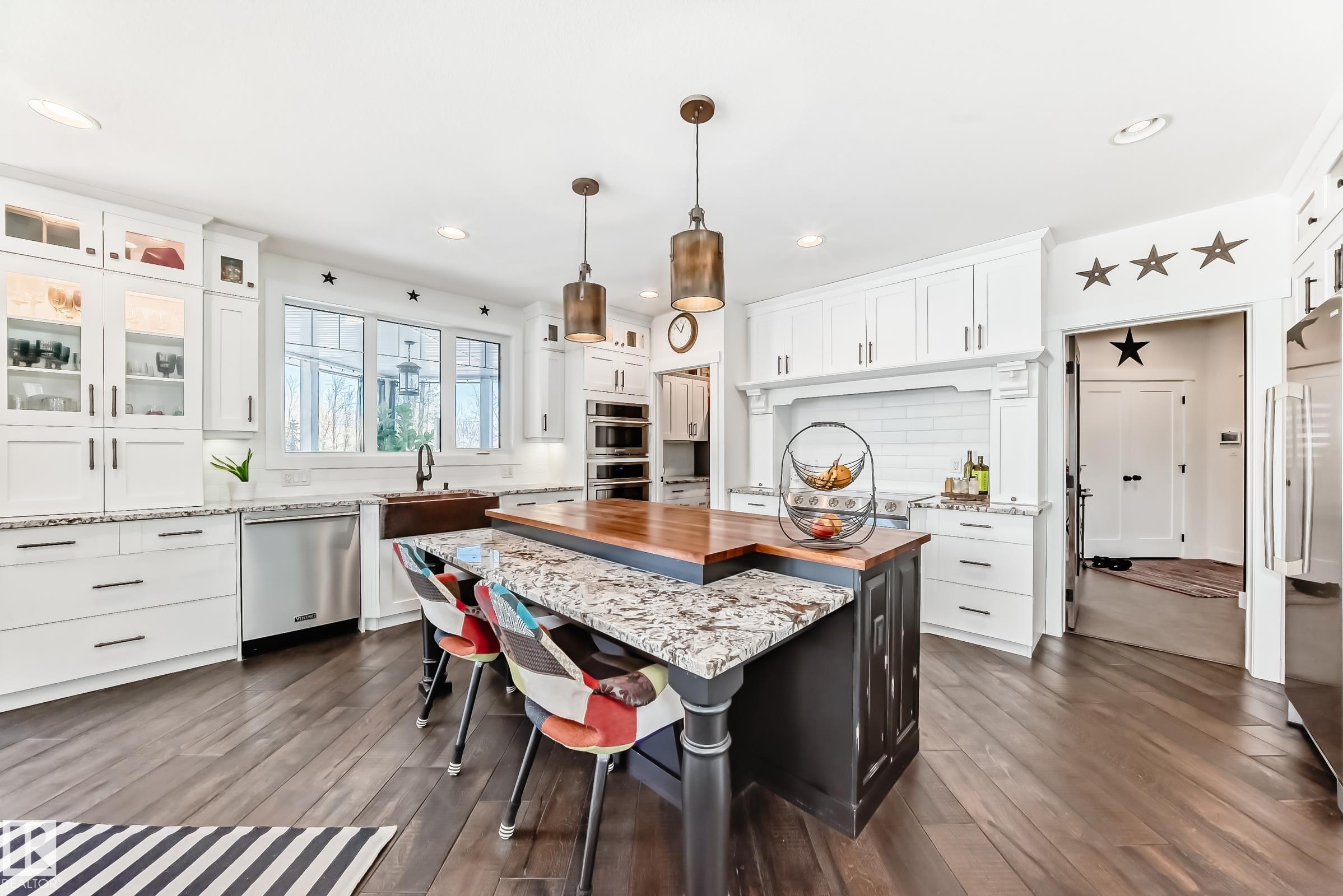 Photo 8 at 16 - 53226 Rge Road 261, Helenslea Estates, Rural Parkland County