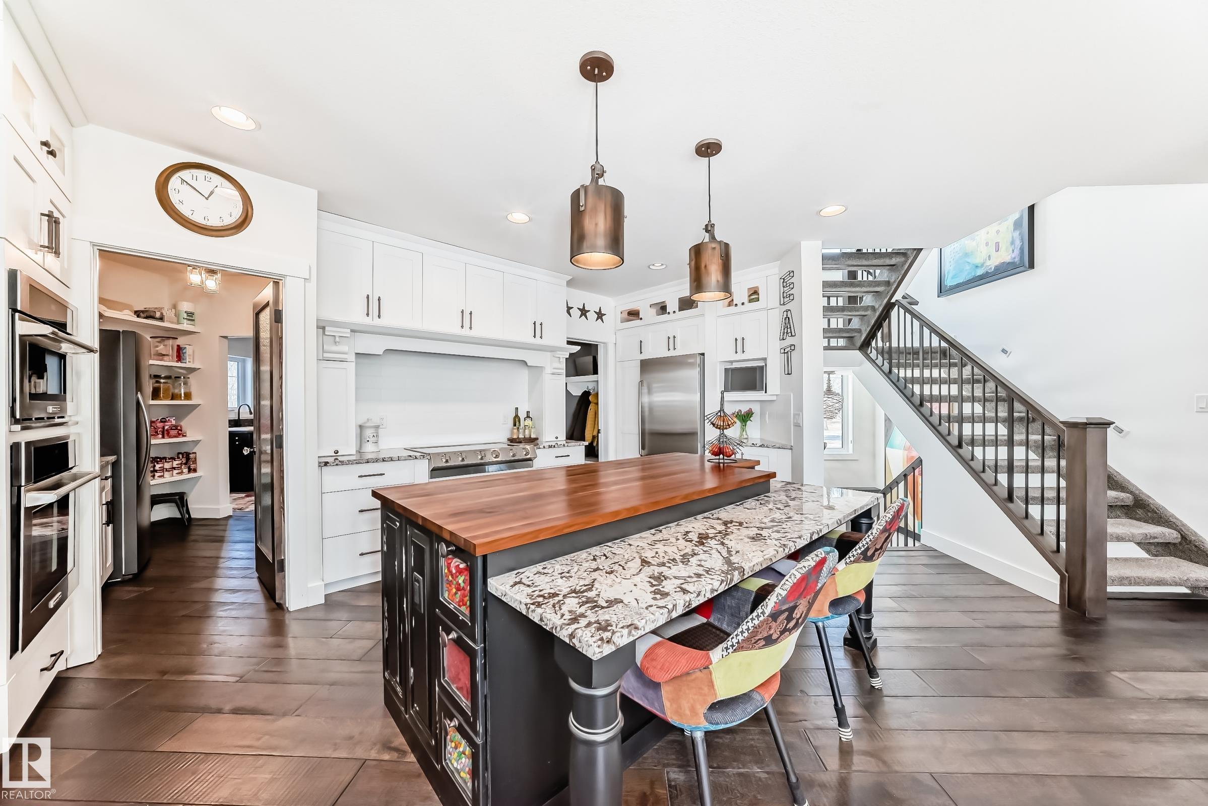 Photo 9 at 16 - 53226 Rge Road 261, Helenslea Estates, Rural Parkland County