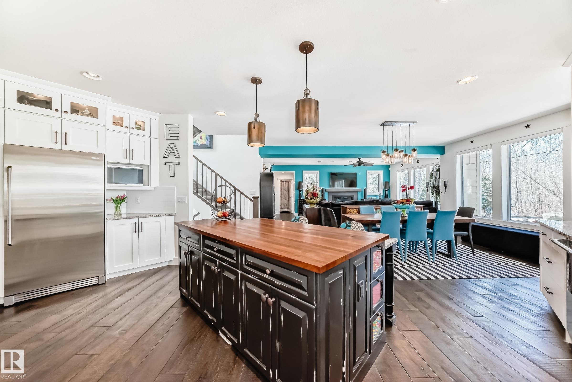 Photo 10 at 16 - 53226 Rge Road 261, Helenslea Estates, Rural Parkland County