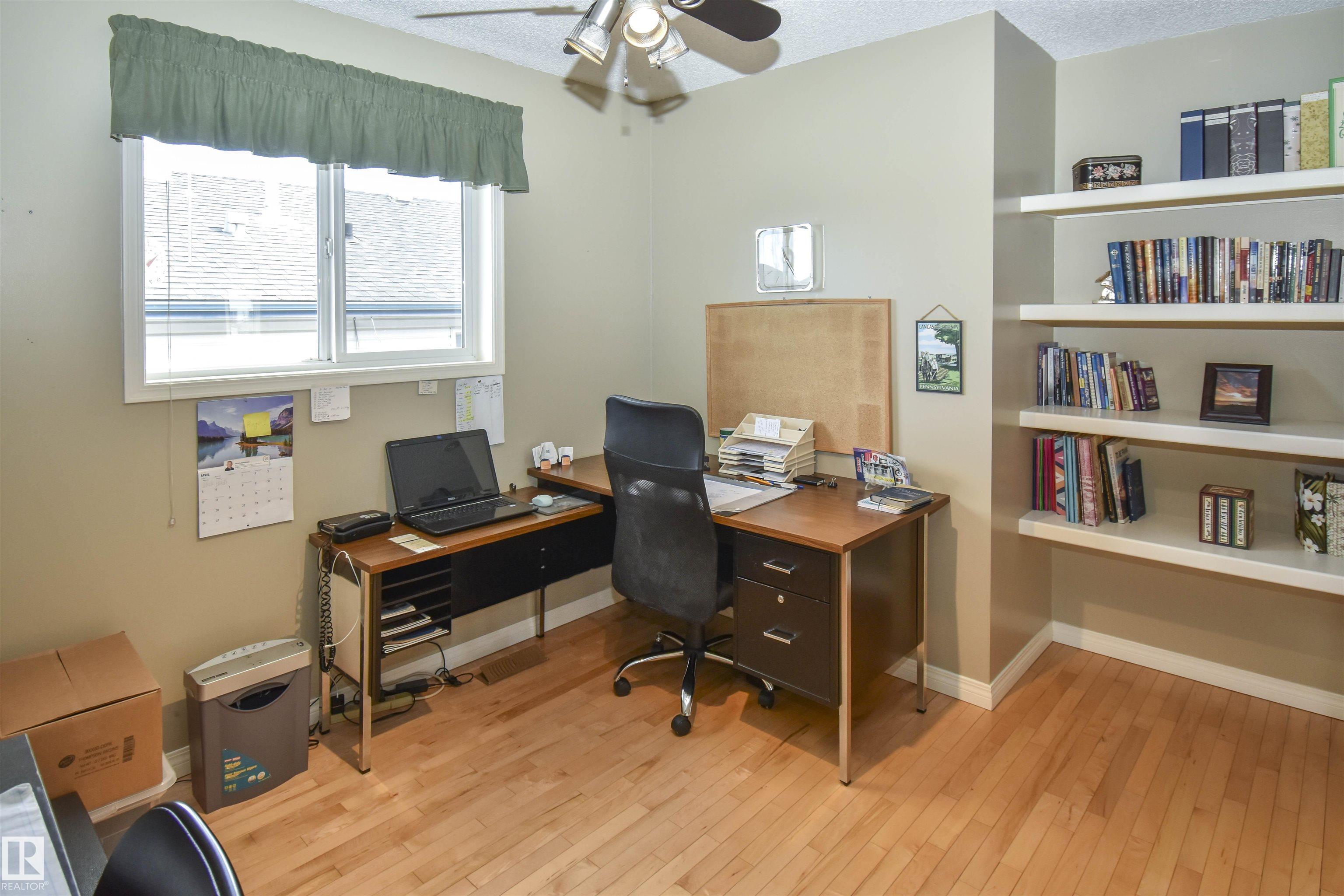 Photo 12 at 1 Heritage point(e), Heritage Estates, Stony Plain