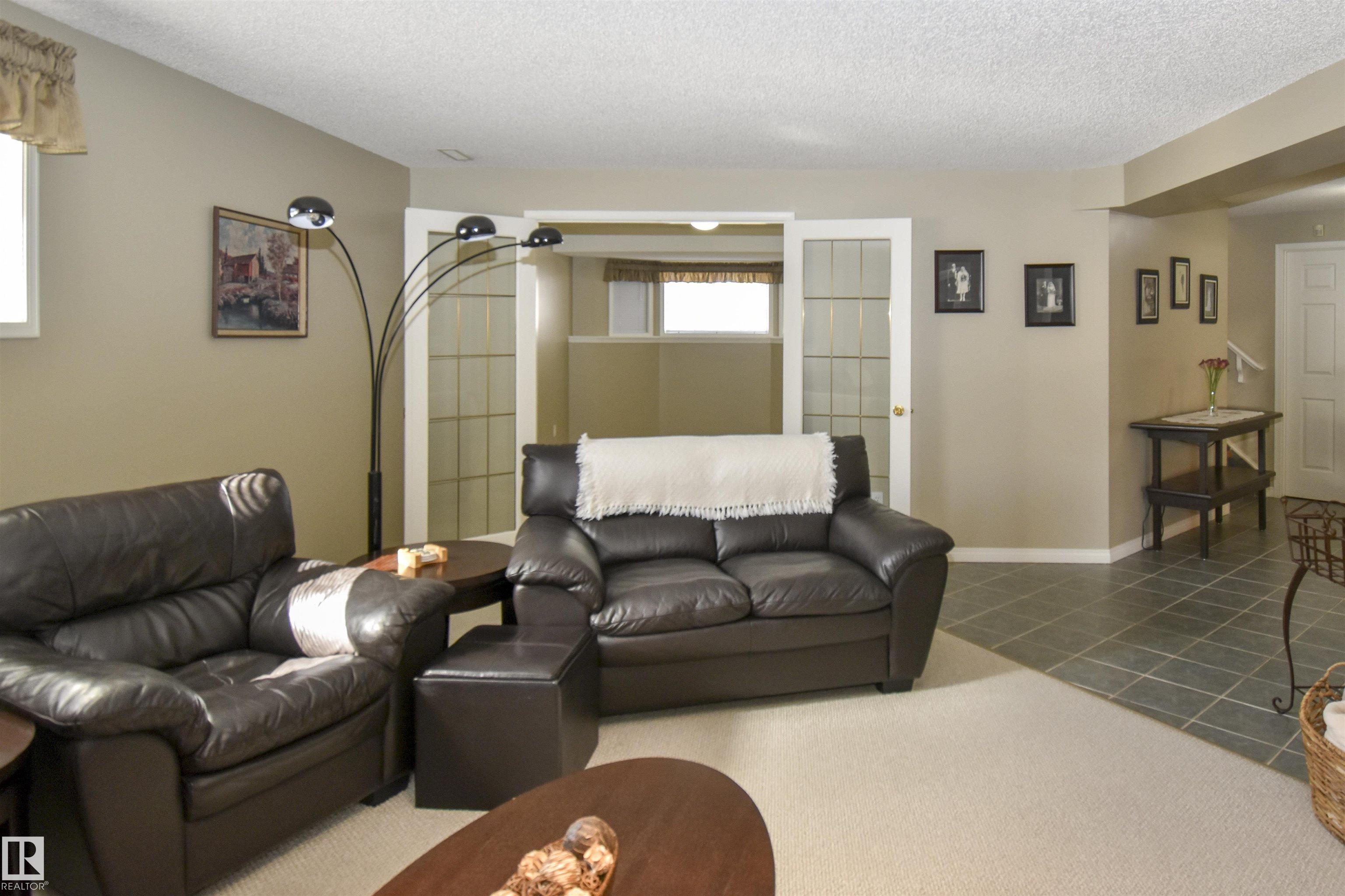 Photo 24 at 1 Heritage point(e), Heritage Estates, Stony Plain