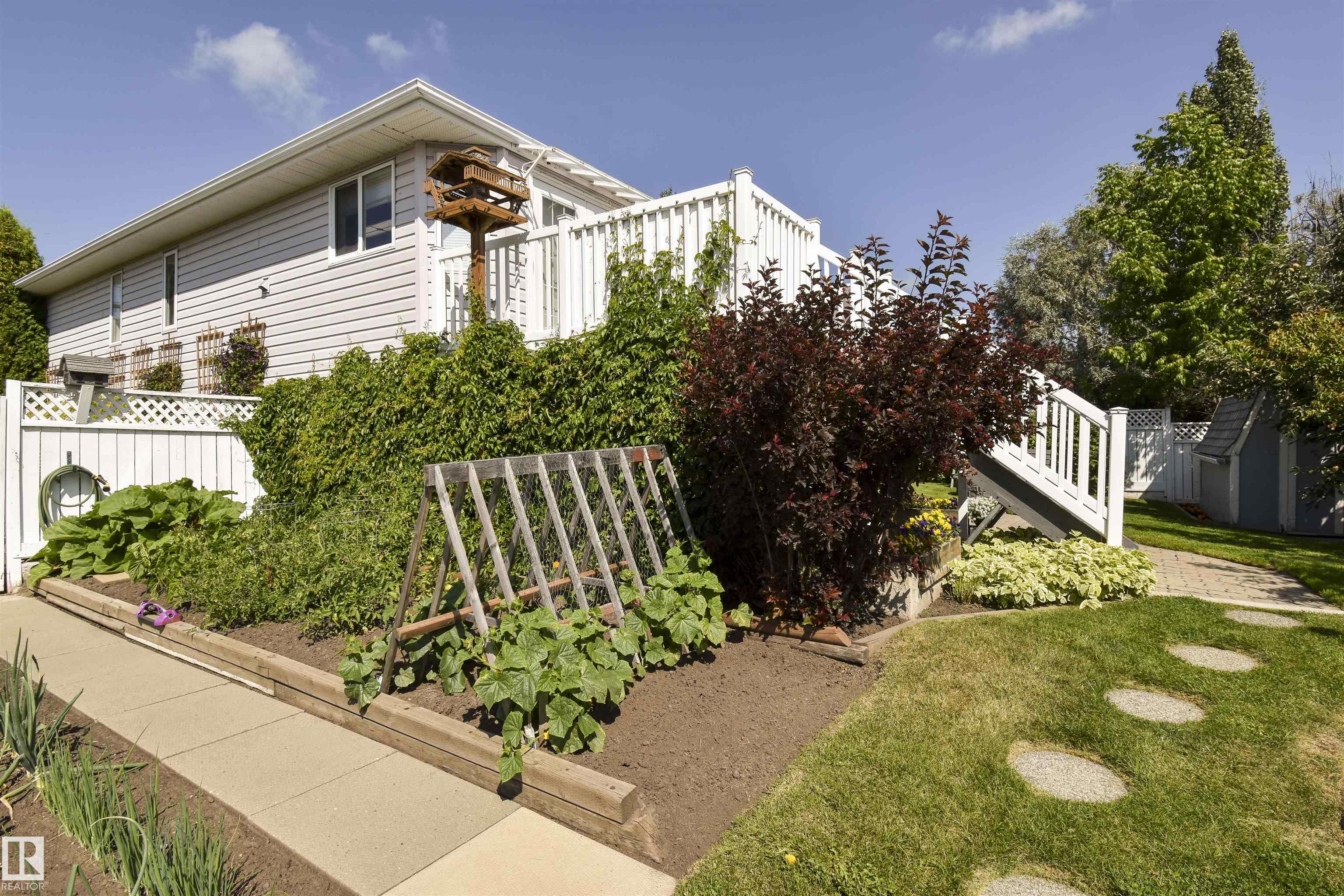 Photo 38 at 1 Heritage point(e), Heritage Estates, Stony Plain