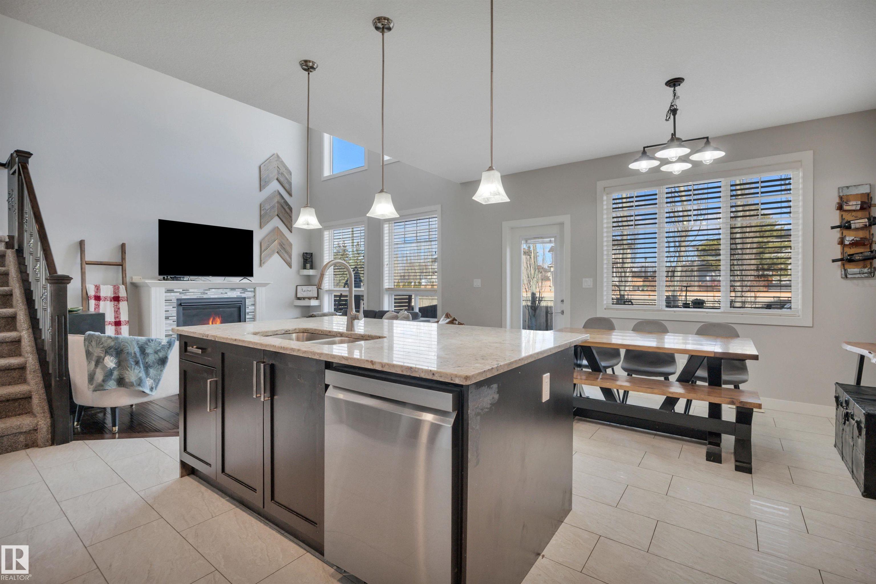 Photo 15 at 41 Sutherland Street, Suntree, Leduc