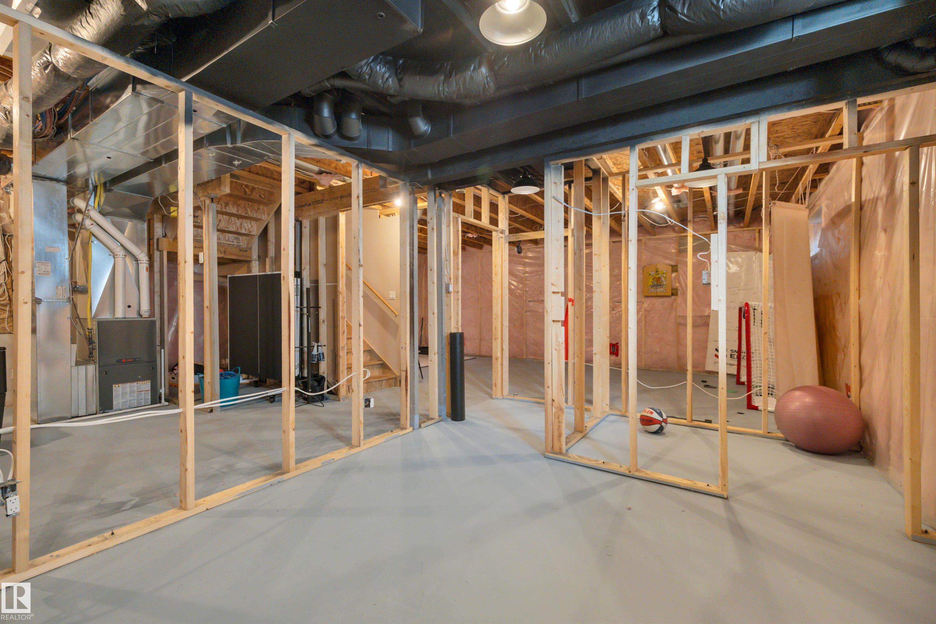 Photo 50 at 41 Sutherland Street, Suntree, Leduc