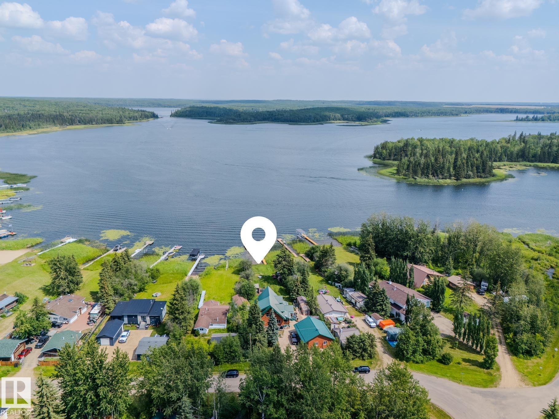 213 Lakeshore DR