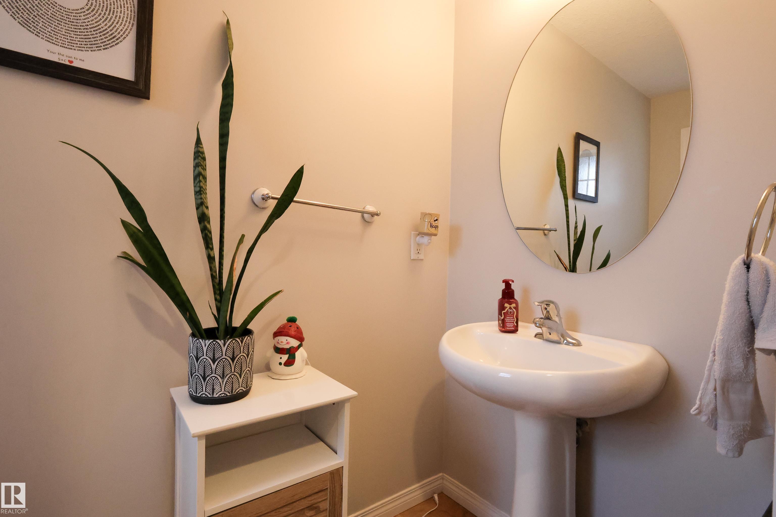 Photo 7 at 9913 102 Avenue, Morinville