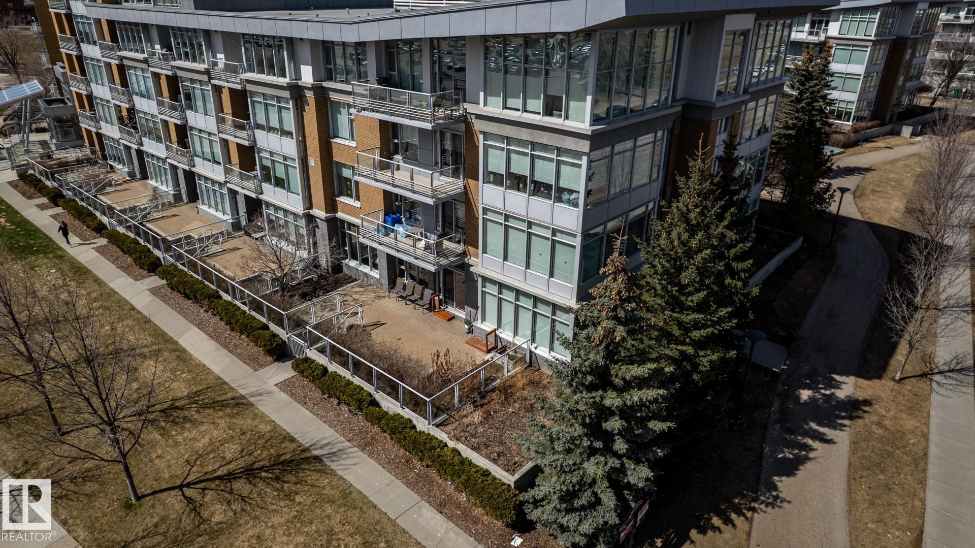 https://zimg.paragon.ice.com/ParagonImages/Property/PM/RAE/225396547/46/0/0/2605c63054c21e1a3dcaa54266e10a29/1/6cc900c935b6c75721c1398af17fa9ce/225396547-075e6c49-8a67-4208-b157-c2f83113c52f.JPG