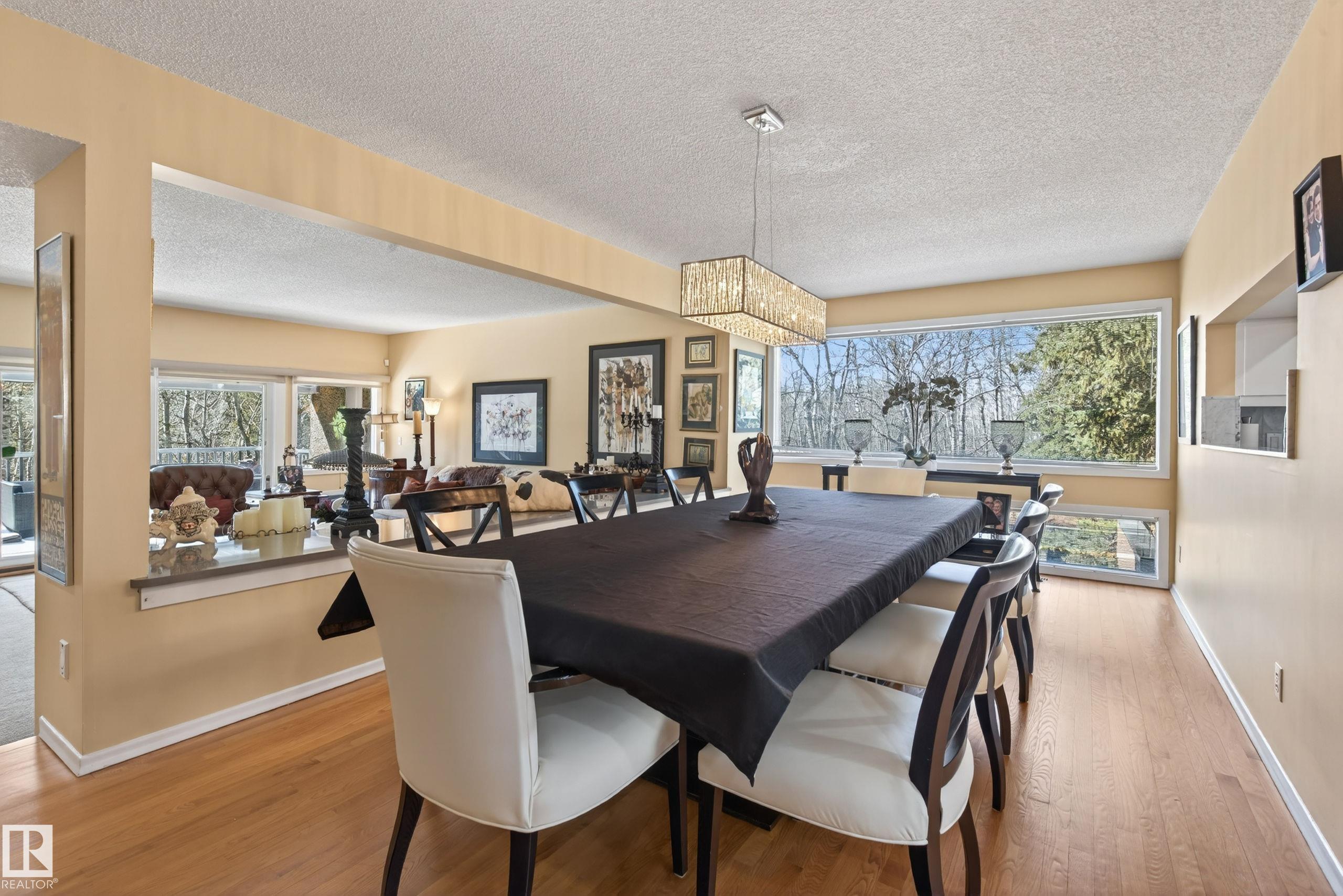https://zimg.paragon.ice.com/ParagonImages/Property/PM/RAE/225396548/17/0/0/fc0fc36f066dfc236a1aa7aecf6f82f8/1/7a513b53446d2530c4bc0a2f2b10b5b5/225396548-7612b536-8891-41fd-9eb2-fbb622568823.JPG