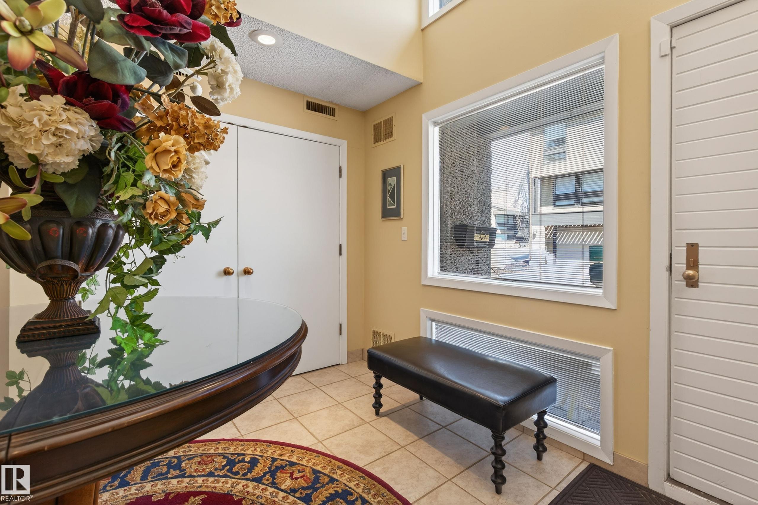 Picture for 76 WILLOW WY NW