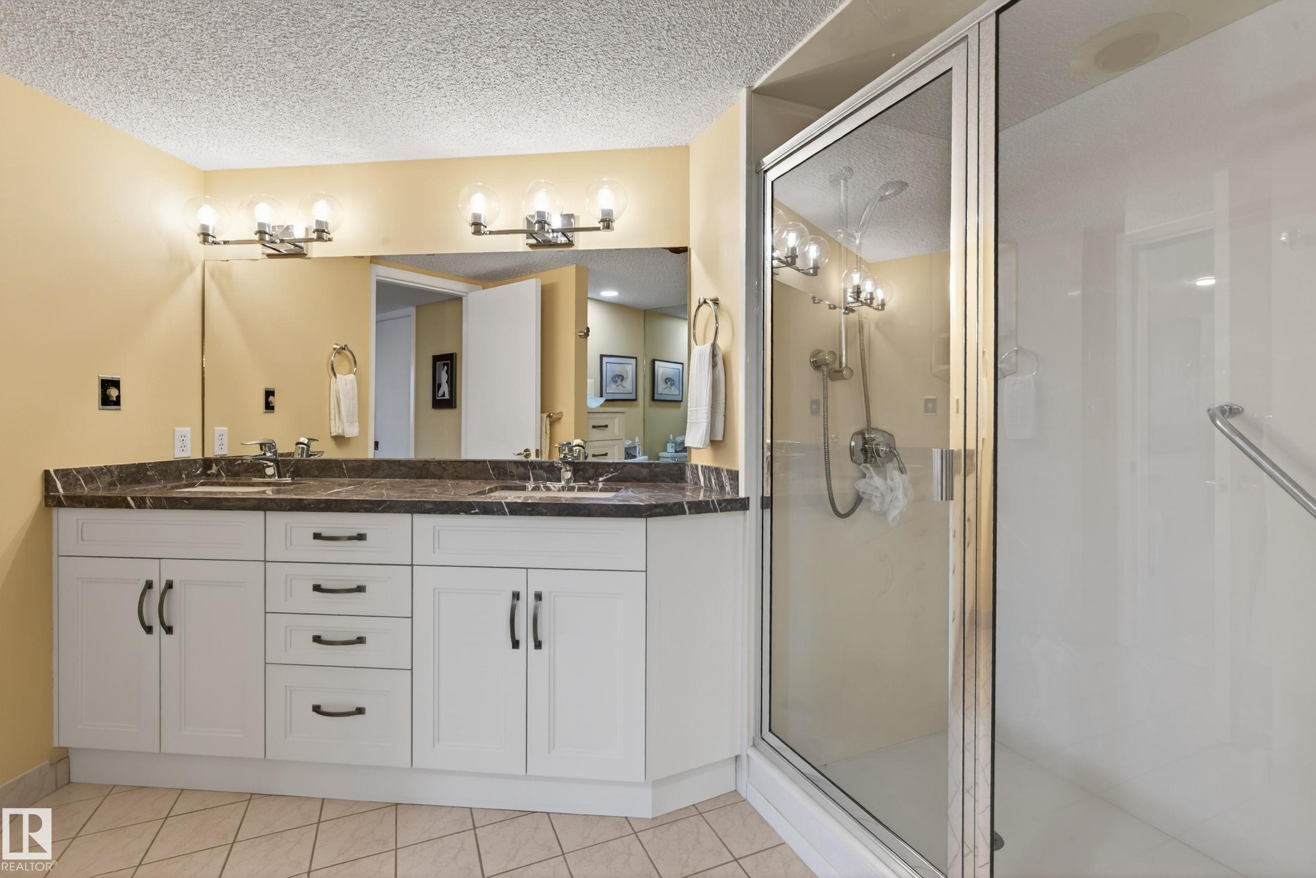 https://zimg.paragon.ice.com/ParagonImages/Property/PM/RAE/225396548/27/0/0/8bcc1658030bfb58ded394f53ede2fb4/1/7a513b53446d2530c4bc0a2f2b10b5b5/225396548-14fd5542-abcd-4e45-8bed-c03ecfcf3ffc.JPG