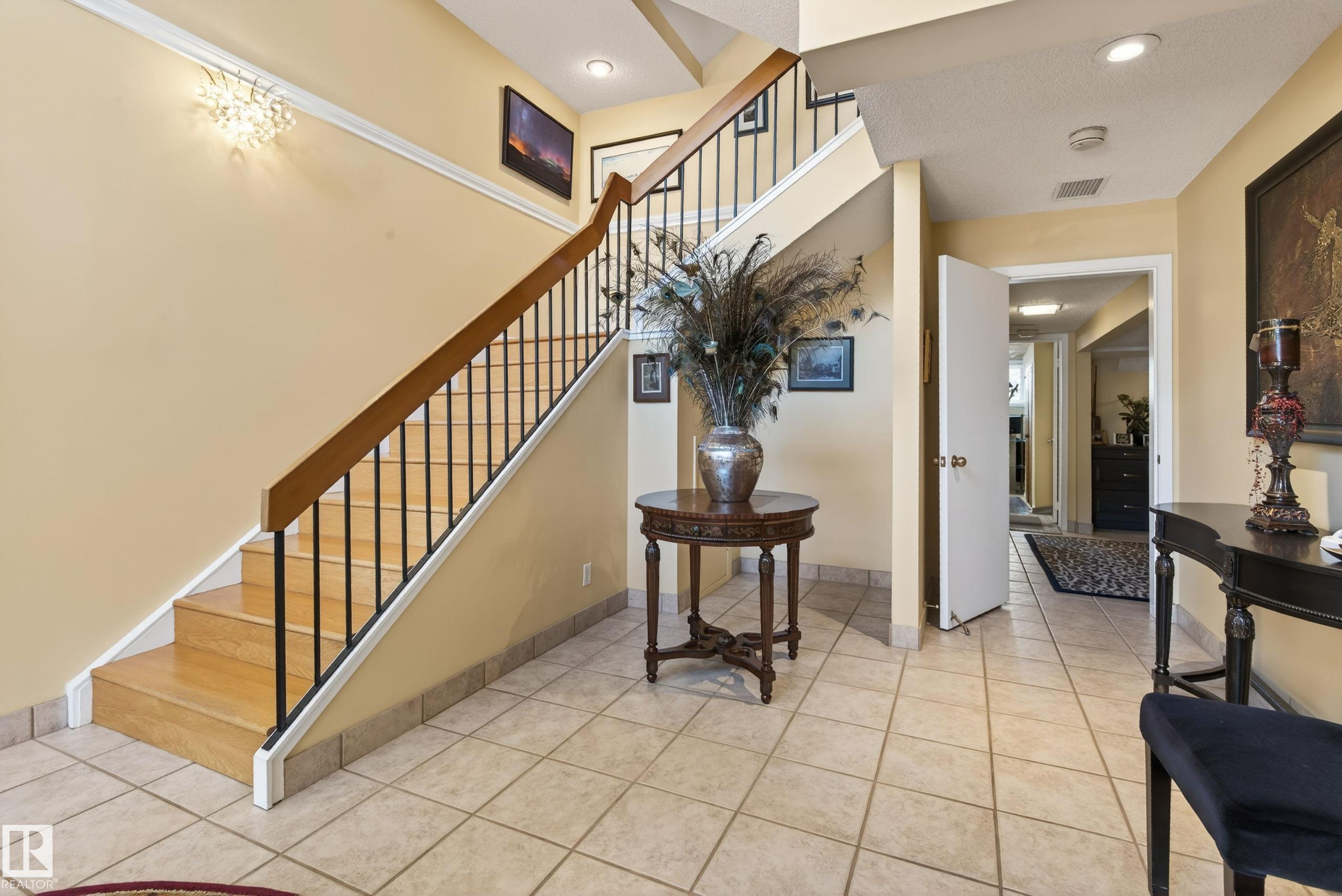 Picture for 76 WILLOW WY NW