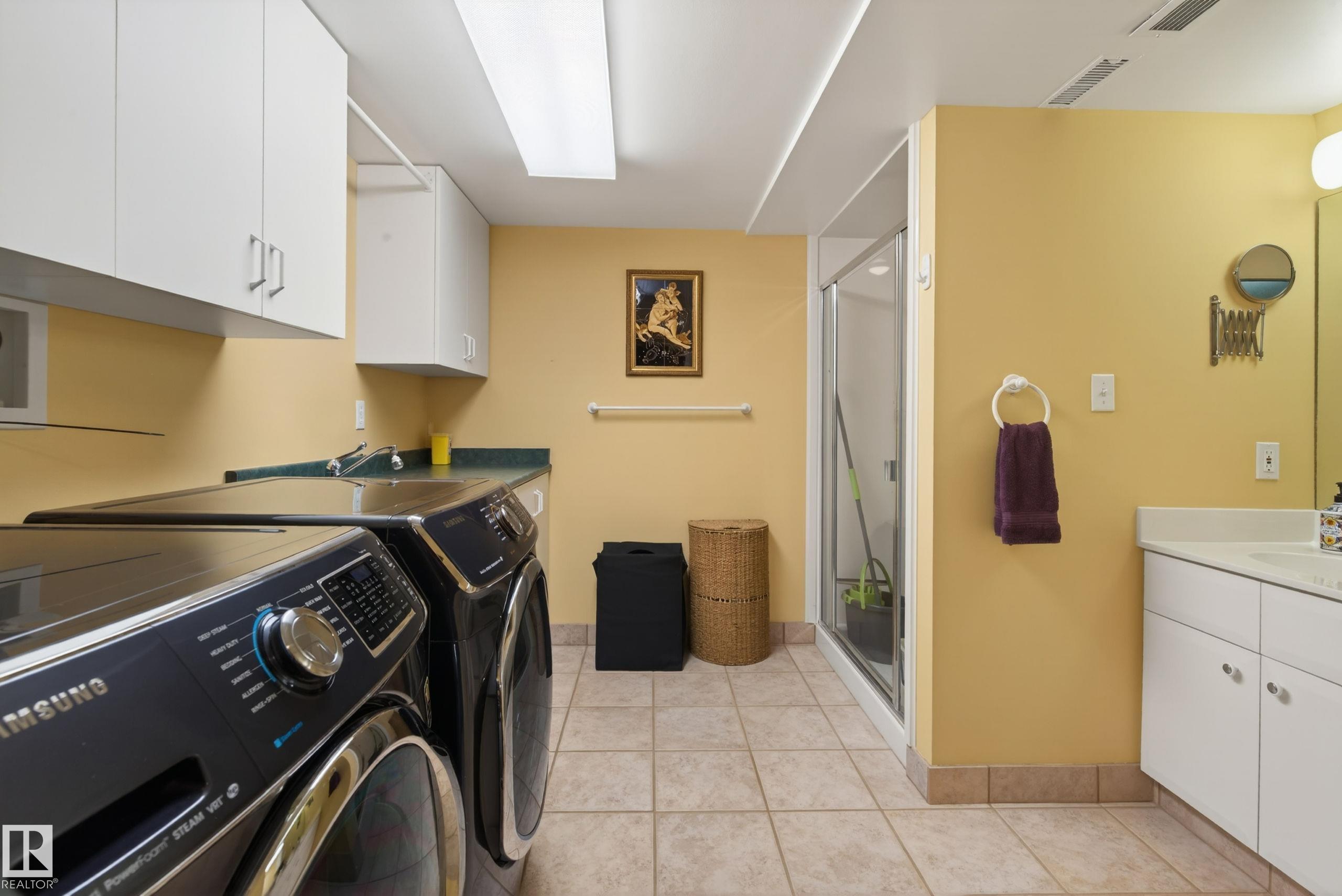 https://zimg.paragon.ice.com/ParagonImages/Property/PM/RAE/225396548/34/0/0/d80442957301798fce114597478dd470/1/7a513b53446d2530c4bc0a2f2b10b5b5/225396548-81c48952-36d0-4ad3-b42c-280959e1ff5c.JPG