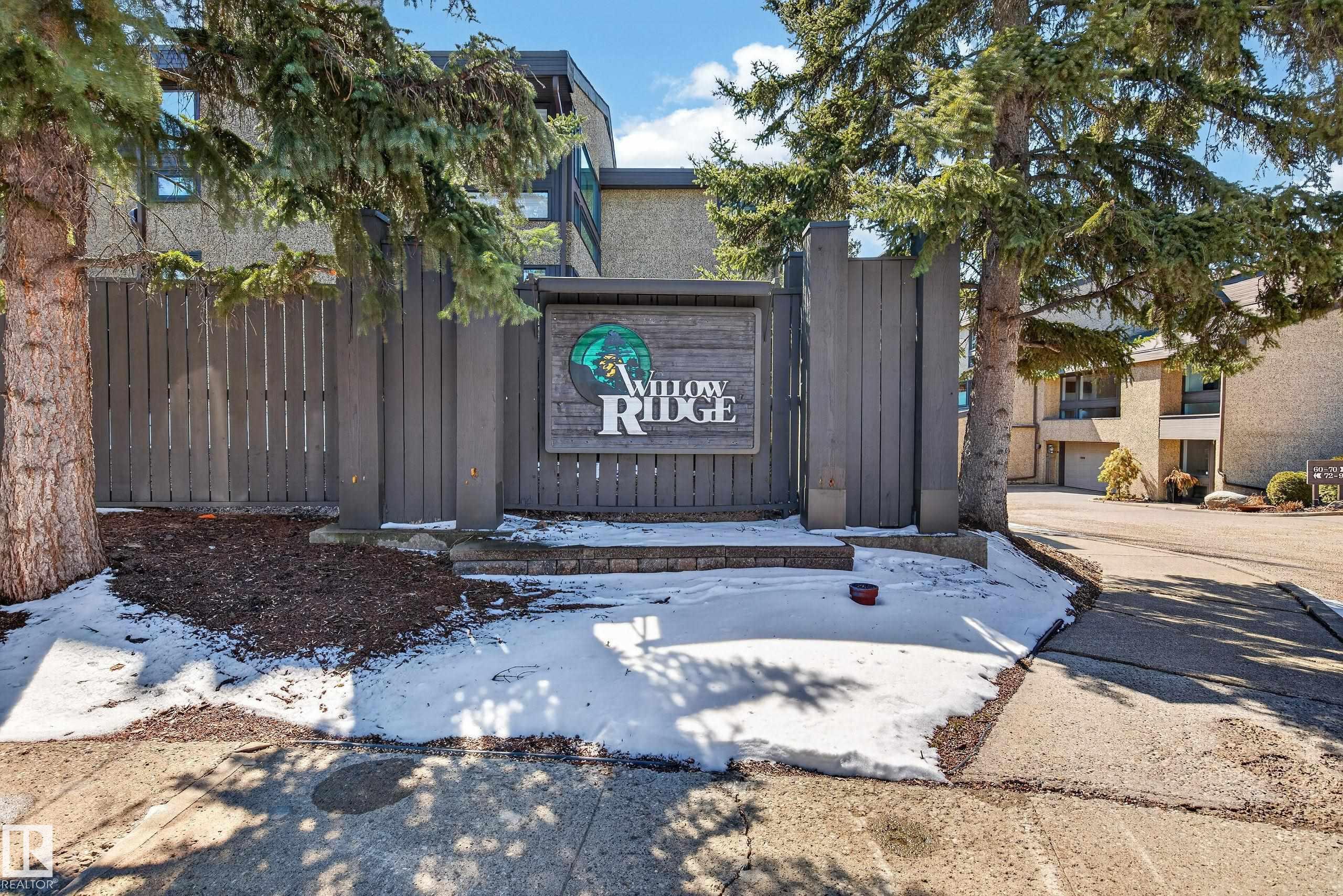 https://zimg.paragon.ice.com/ParagonImages/Property/PM/RAE/225396548/44/0/0/8204a8c01840cef67c4de039355653bb/1/7a513b53446d2530c4bc0a2f2b10b5b5/225396548-0a77bfbb-9015-4f3f-9bb0-061950017b0e.JPG